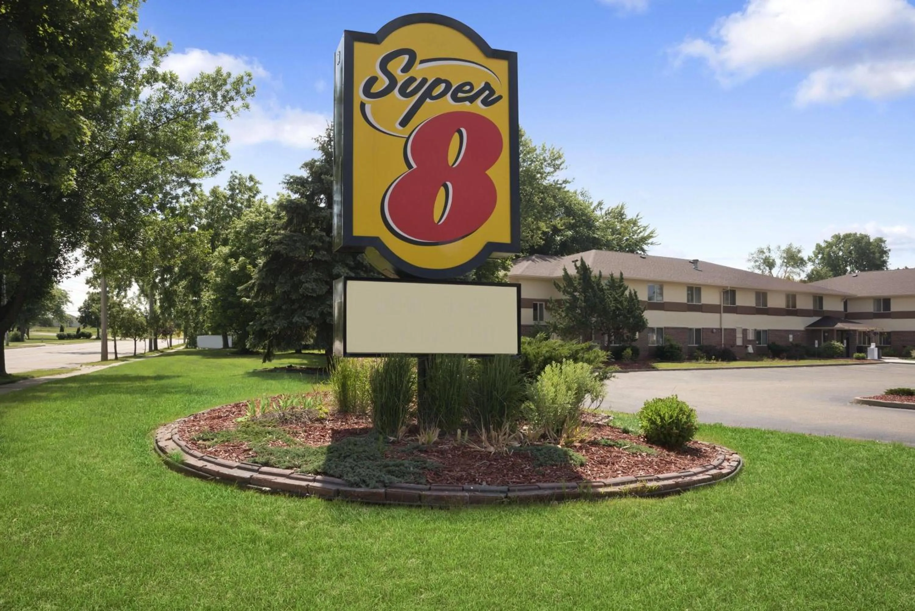 Property building in Super 8 by Wyndham Whitewater WI