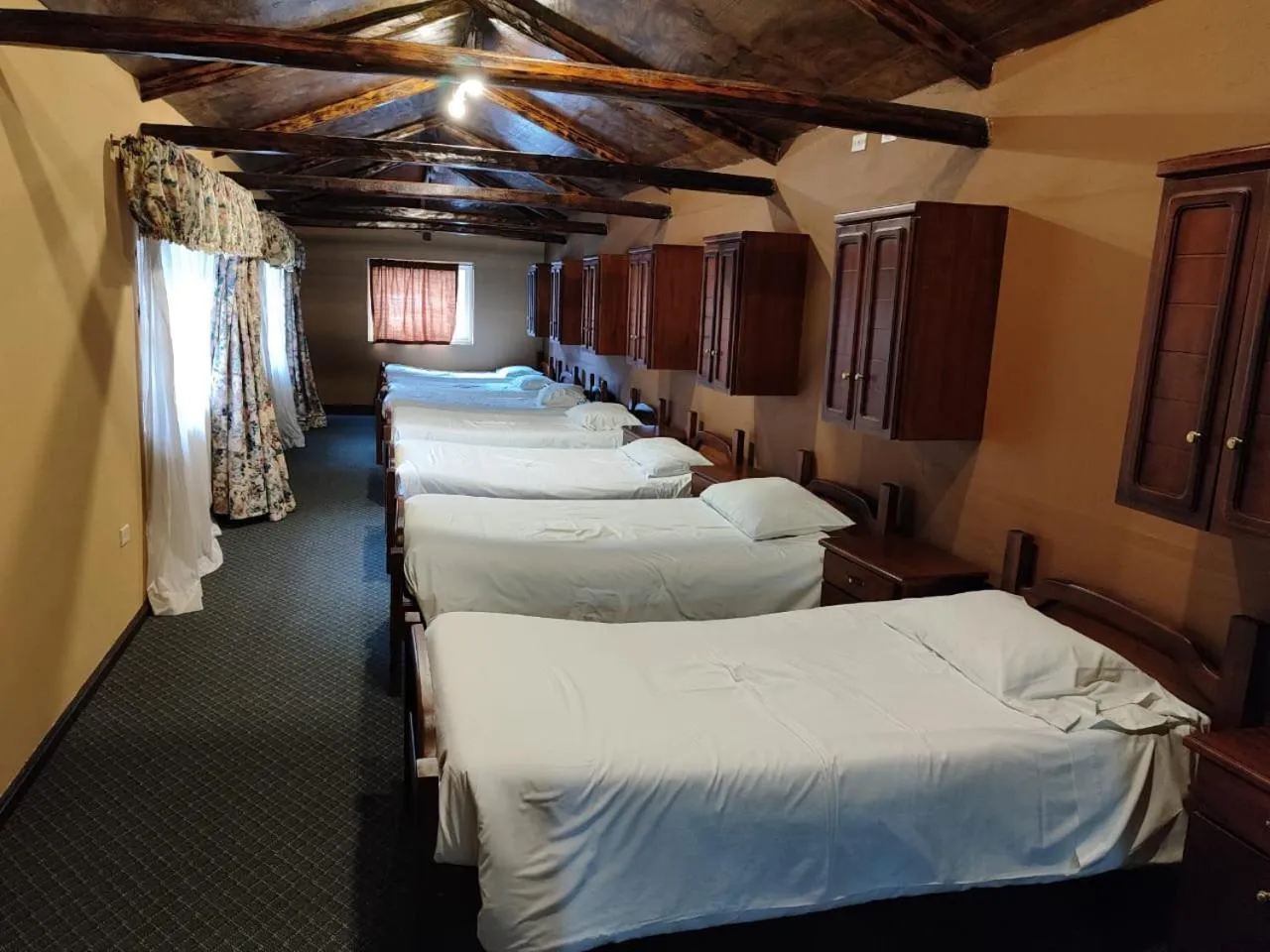 Bed in Hosteria Rumipamba De Las Rosas