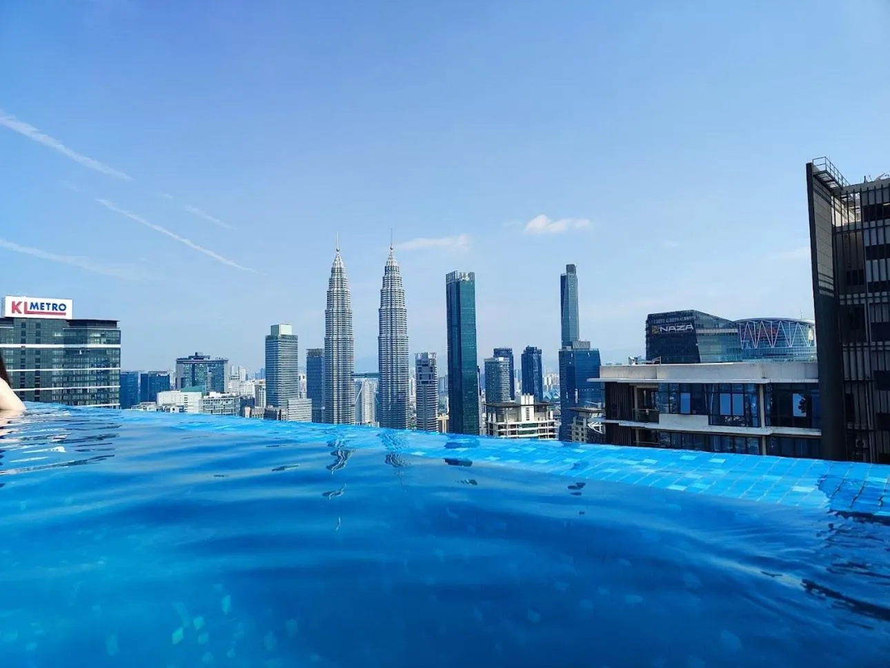 Day in Eaton Residences By Luna