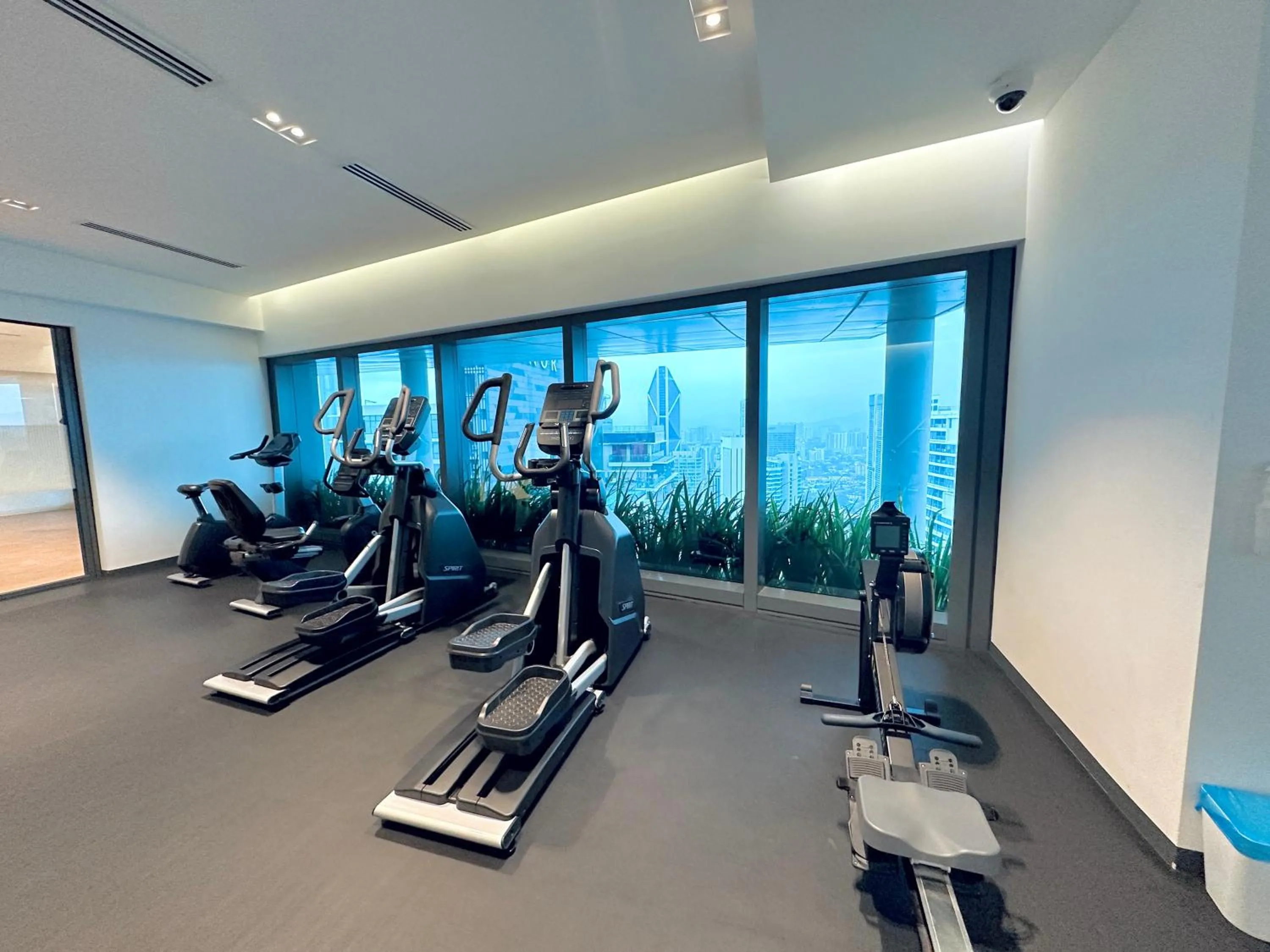 Fitness centre/facilities in Eaton Residences By Luna