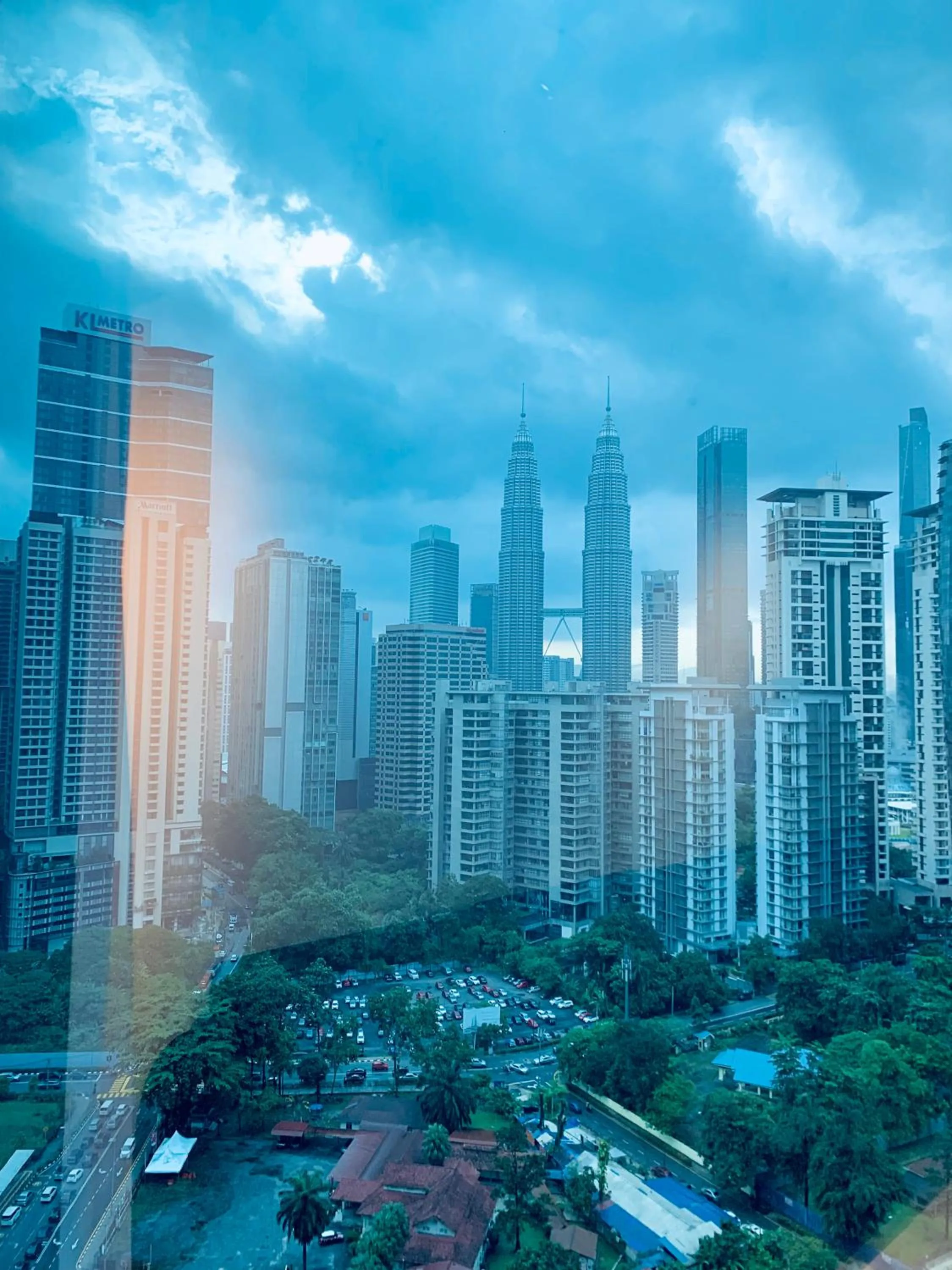 Day in Eaton Residences By Luna