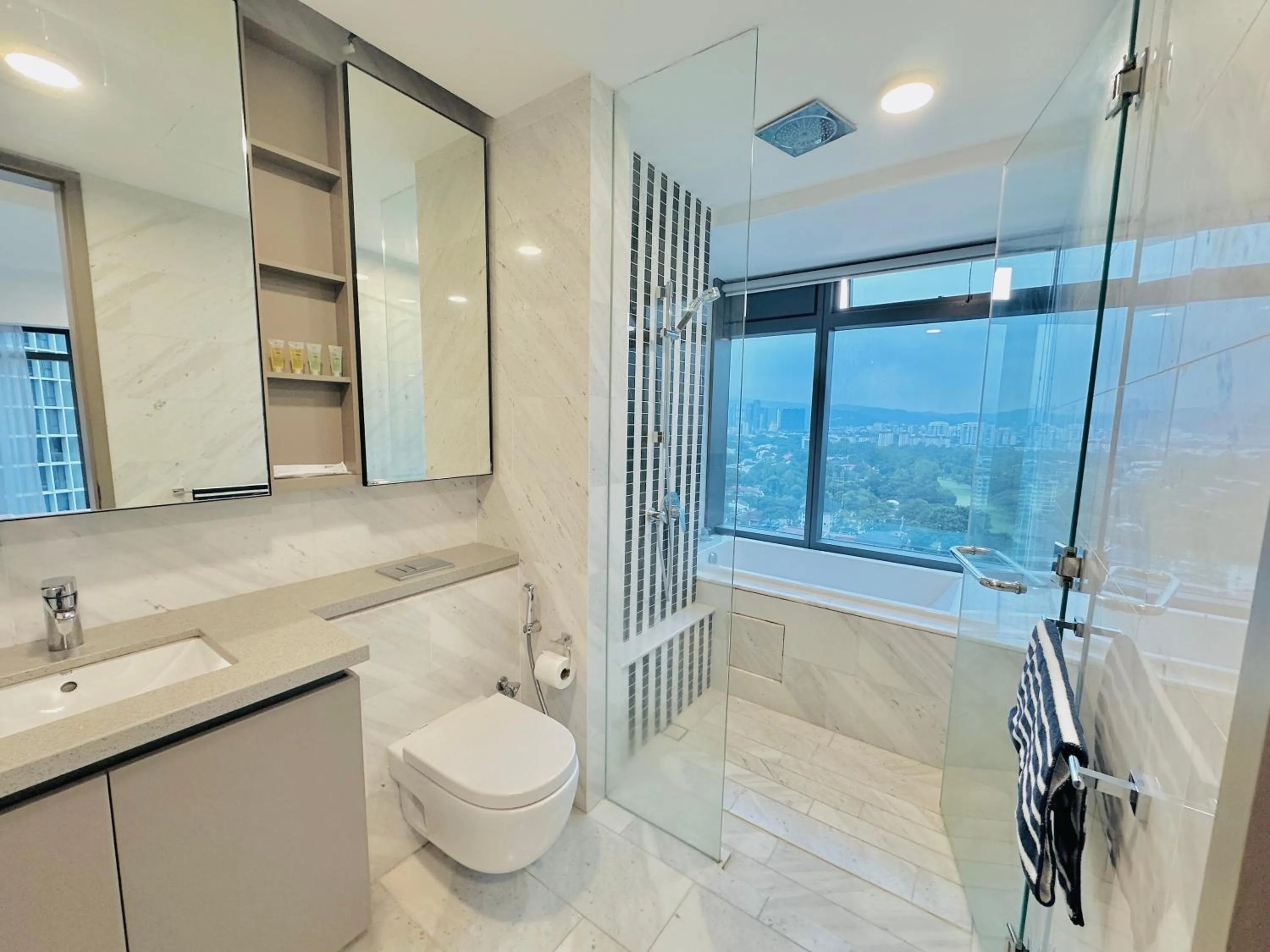 Shower in Eaton Residences By Luna