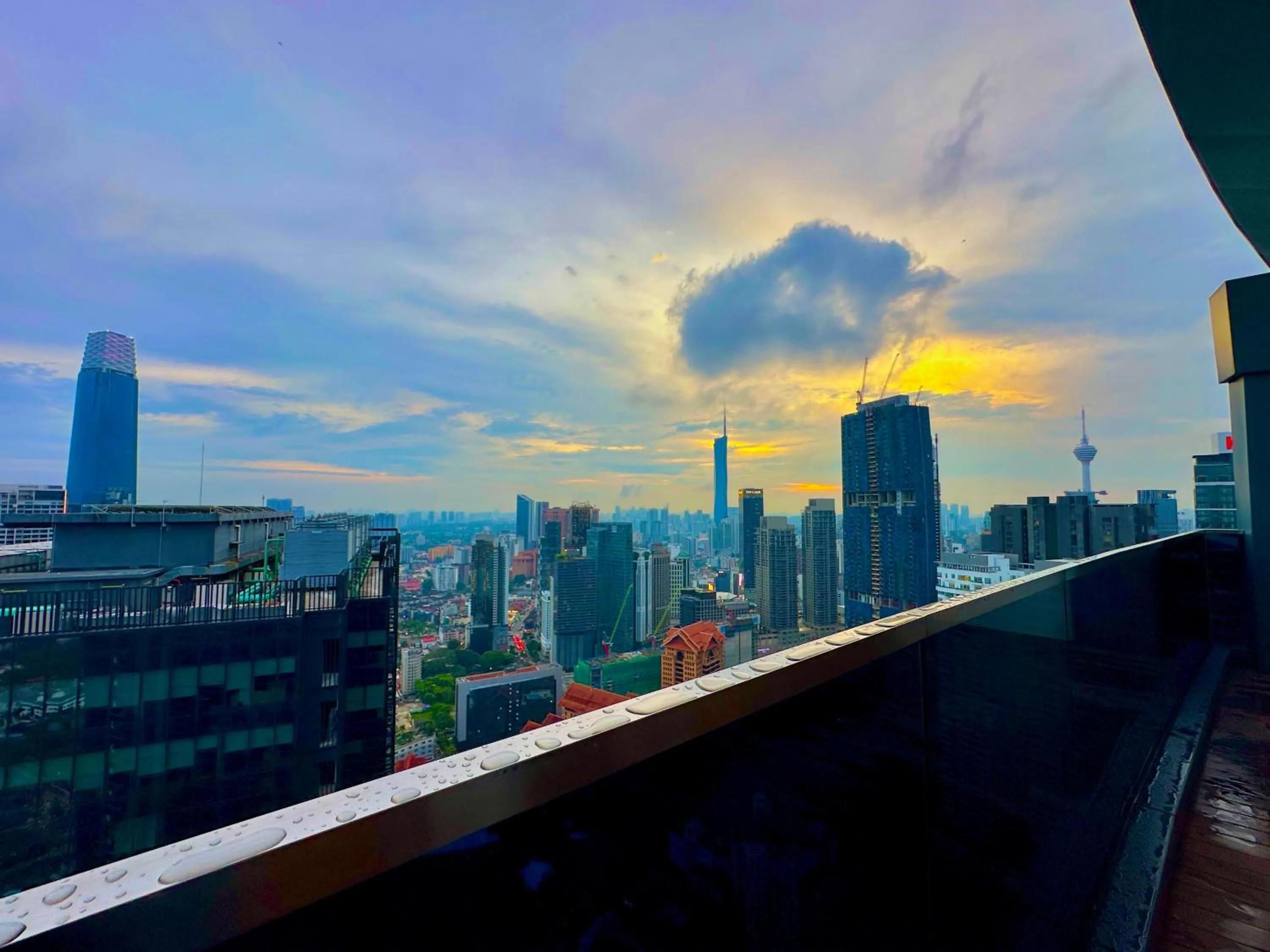 Day in Eaton Residences By Luna