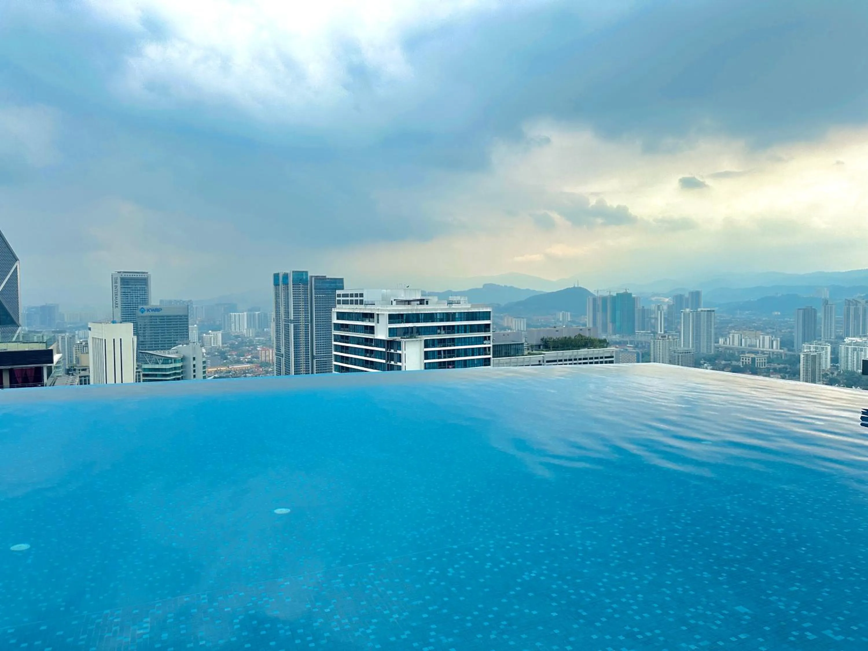 Day in Eaton Residences By Luna