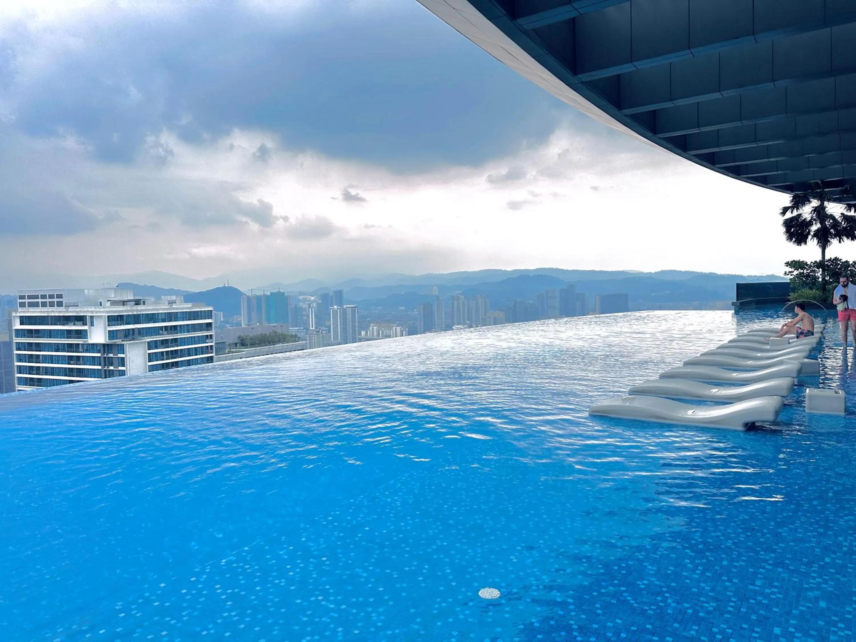 Day in Eaton Residences By Luna