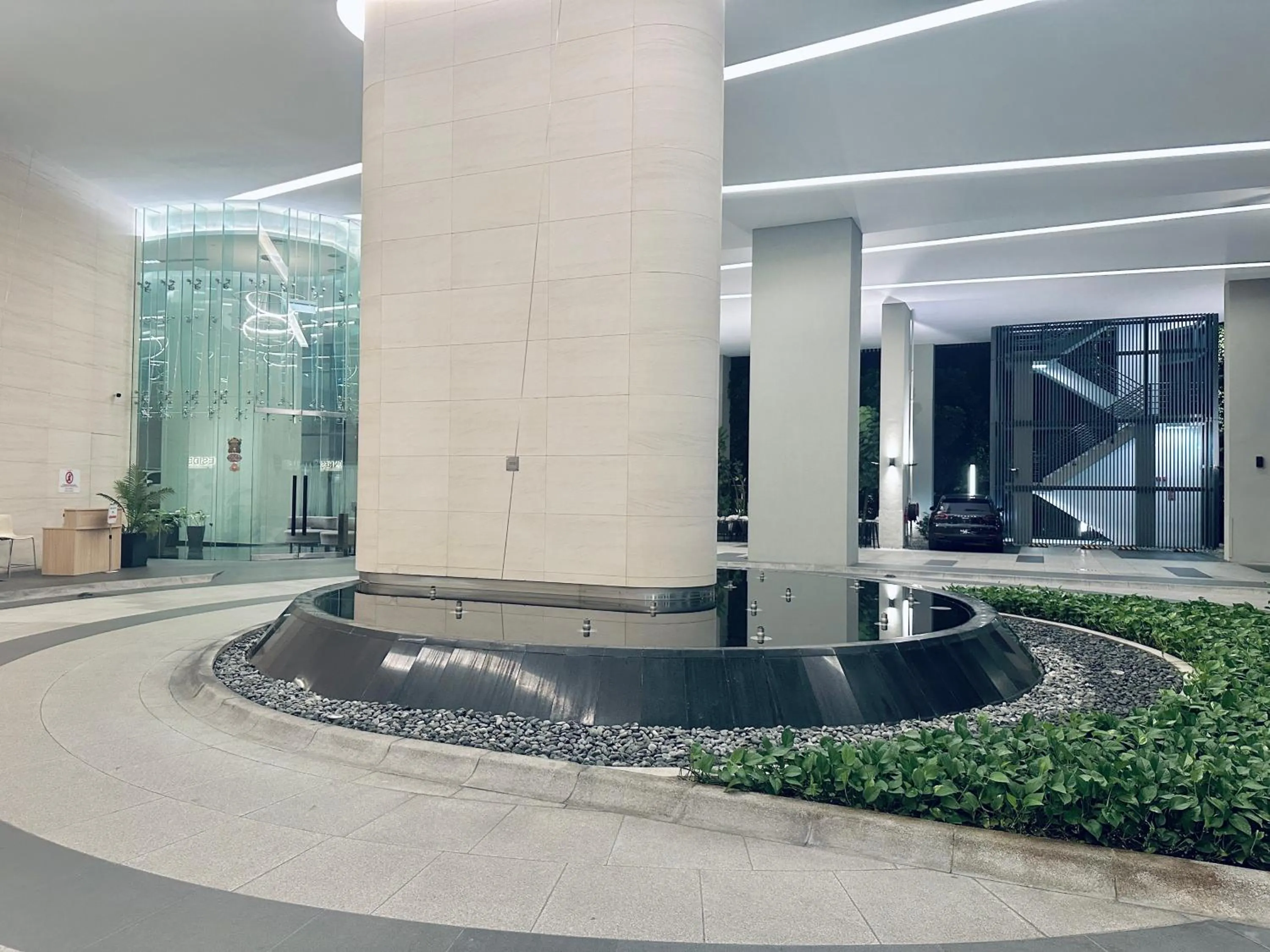 Lobby or reception in Eaton Residences By Luna