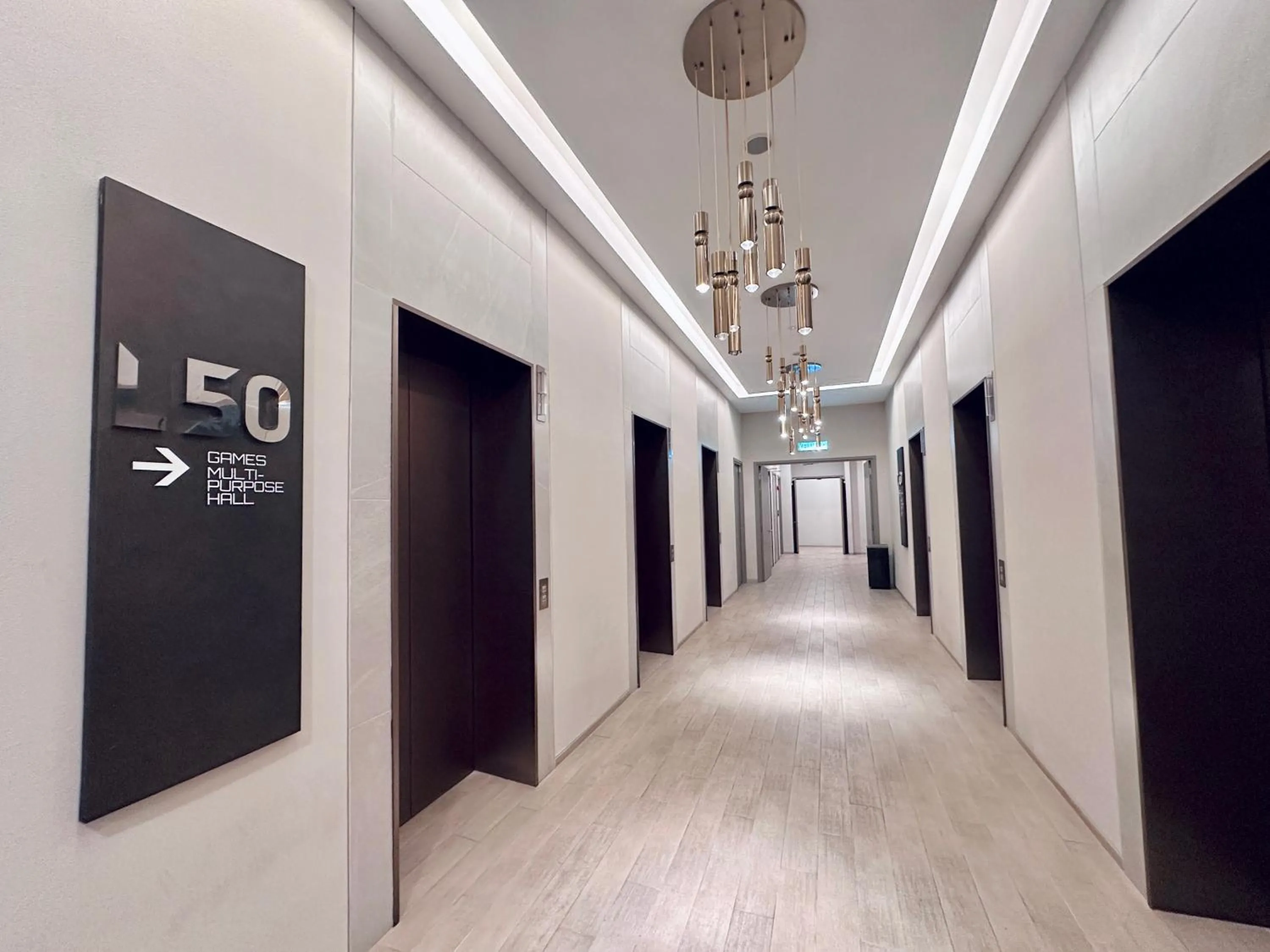 Game Room in Eaton Residences By Luna