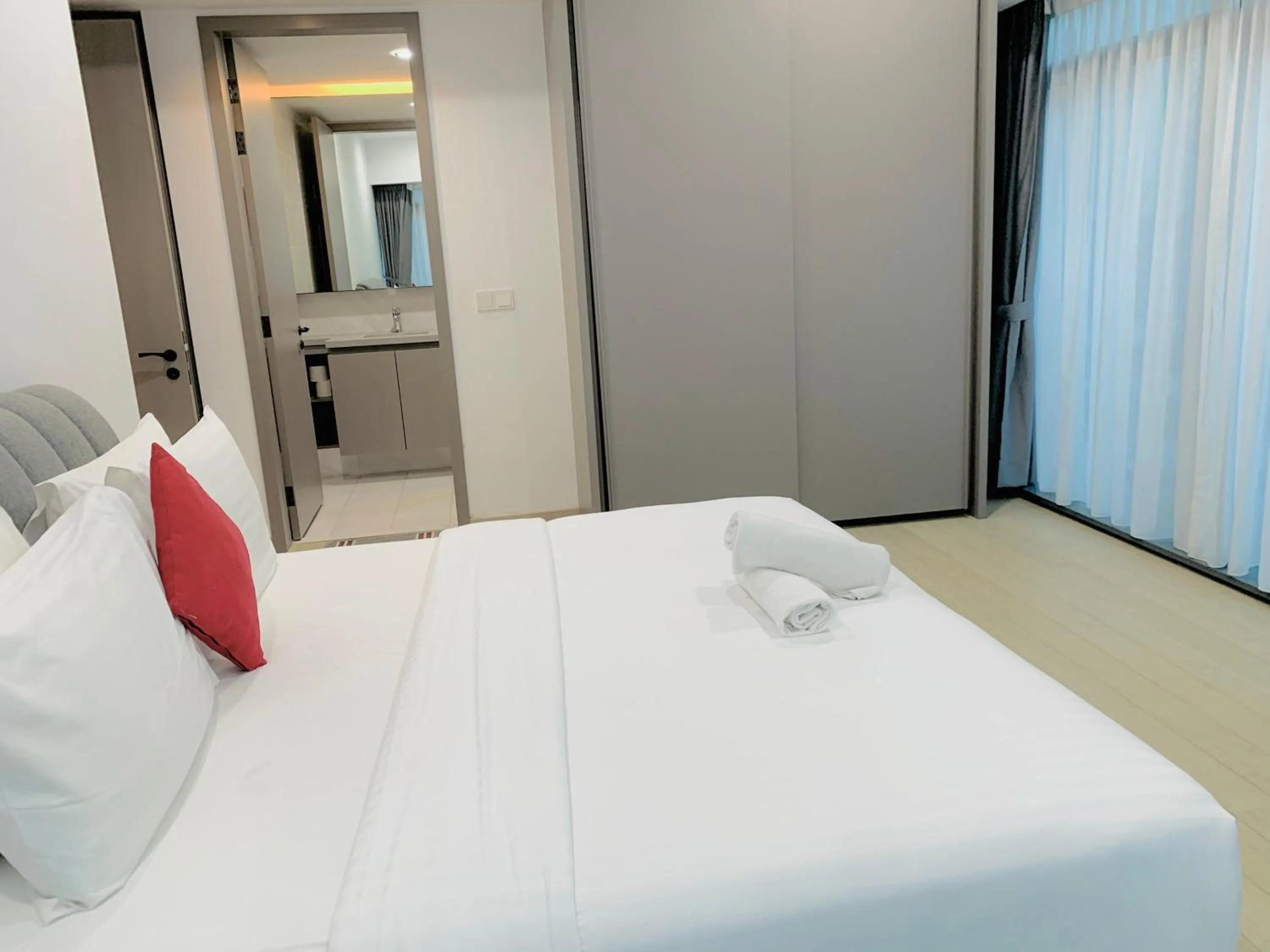 Bed in Eaton Residences By Luna