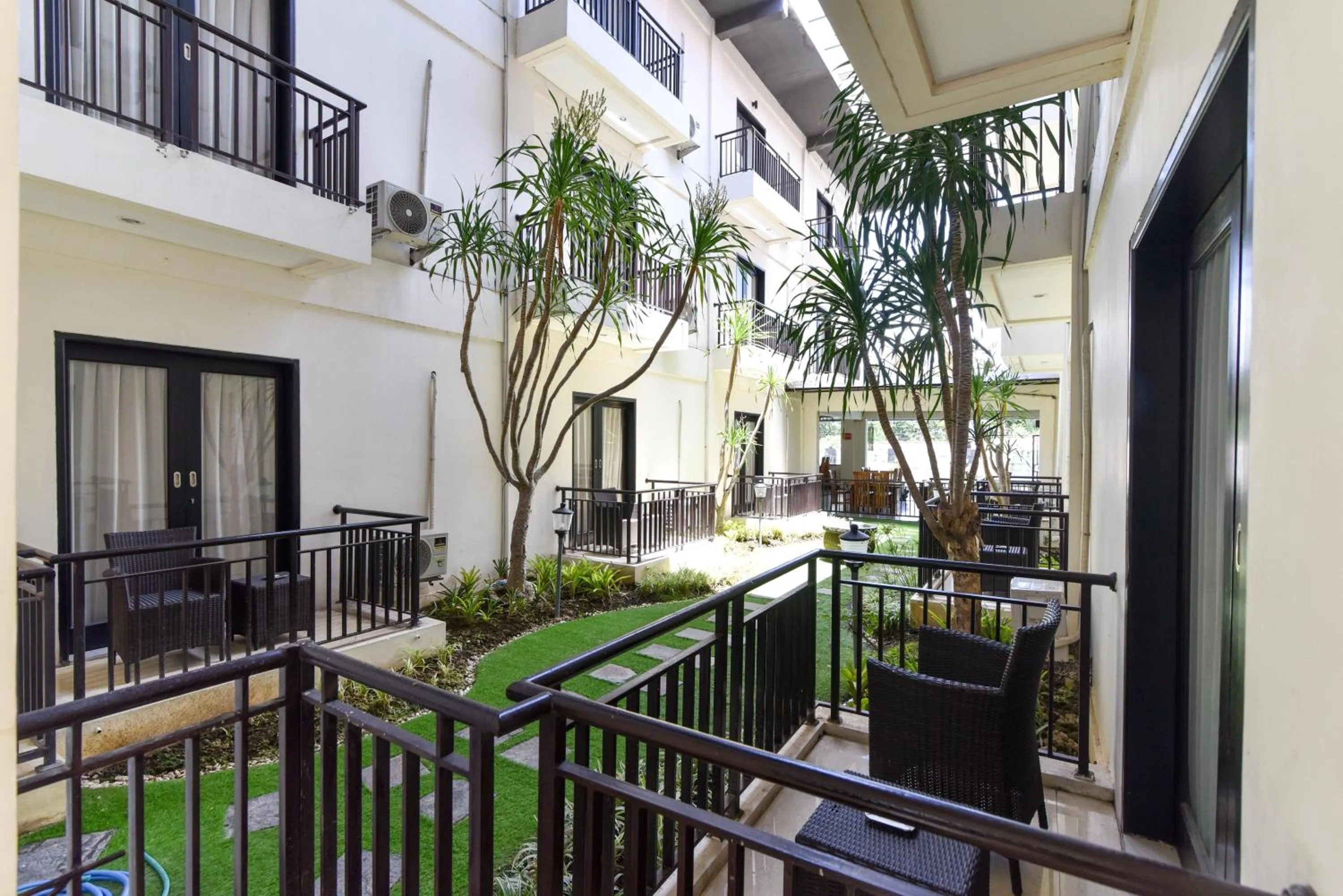 Balcony/Terrace in RedDoorz Plus near Mall Bali Galeria 2