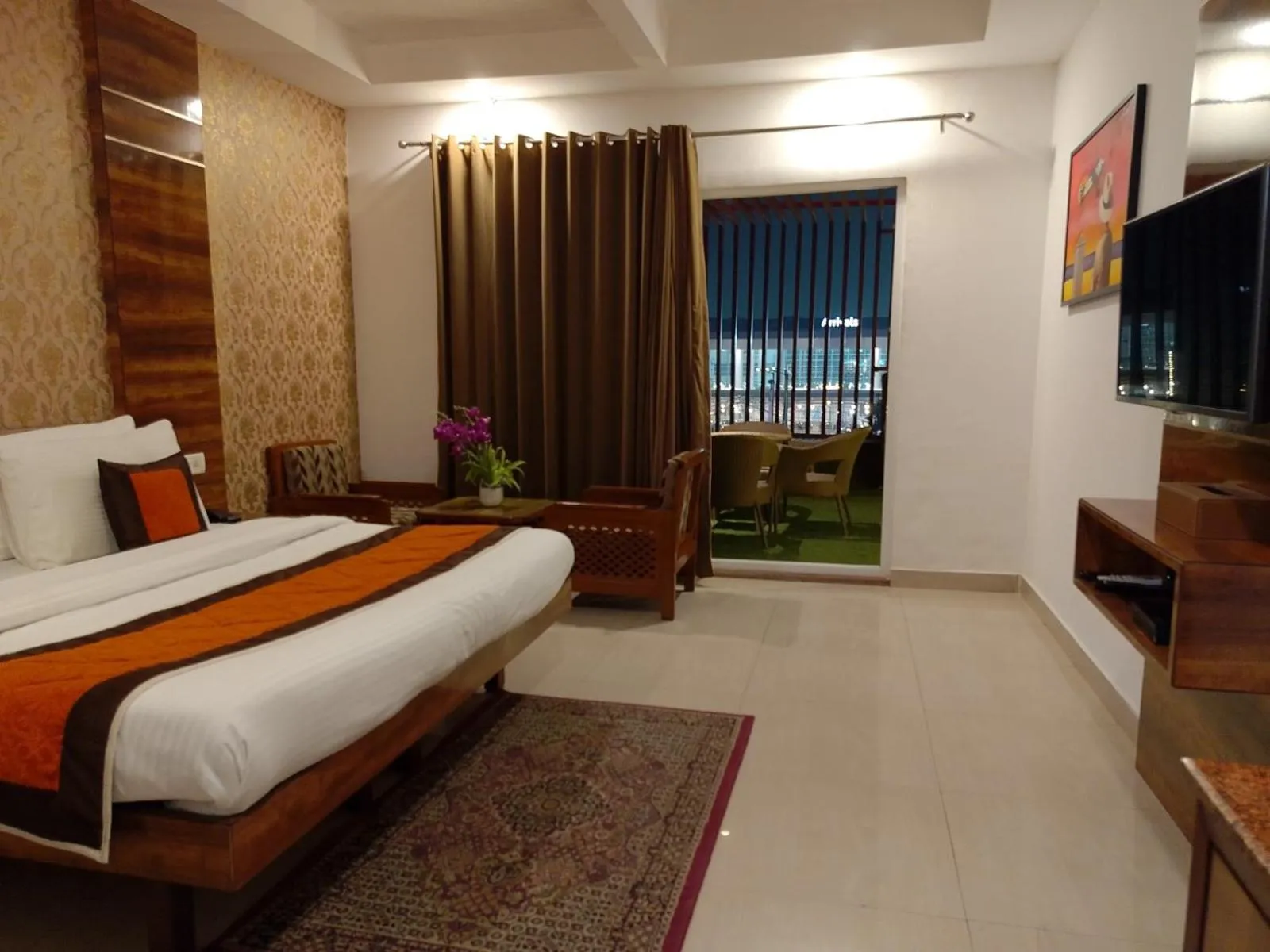 Bed in Airport Hotel