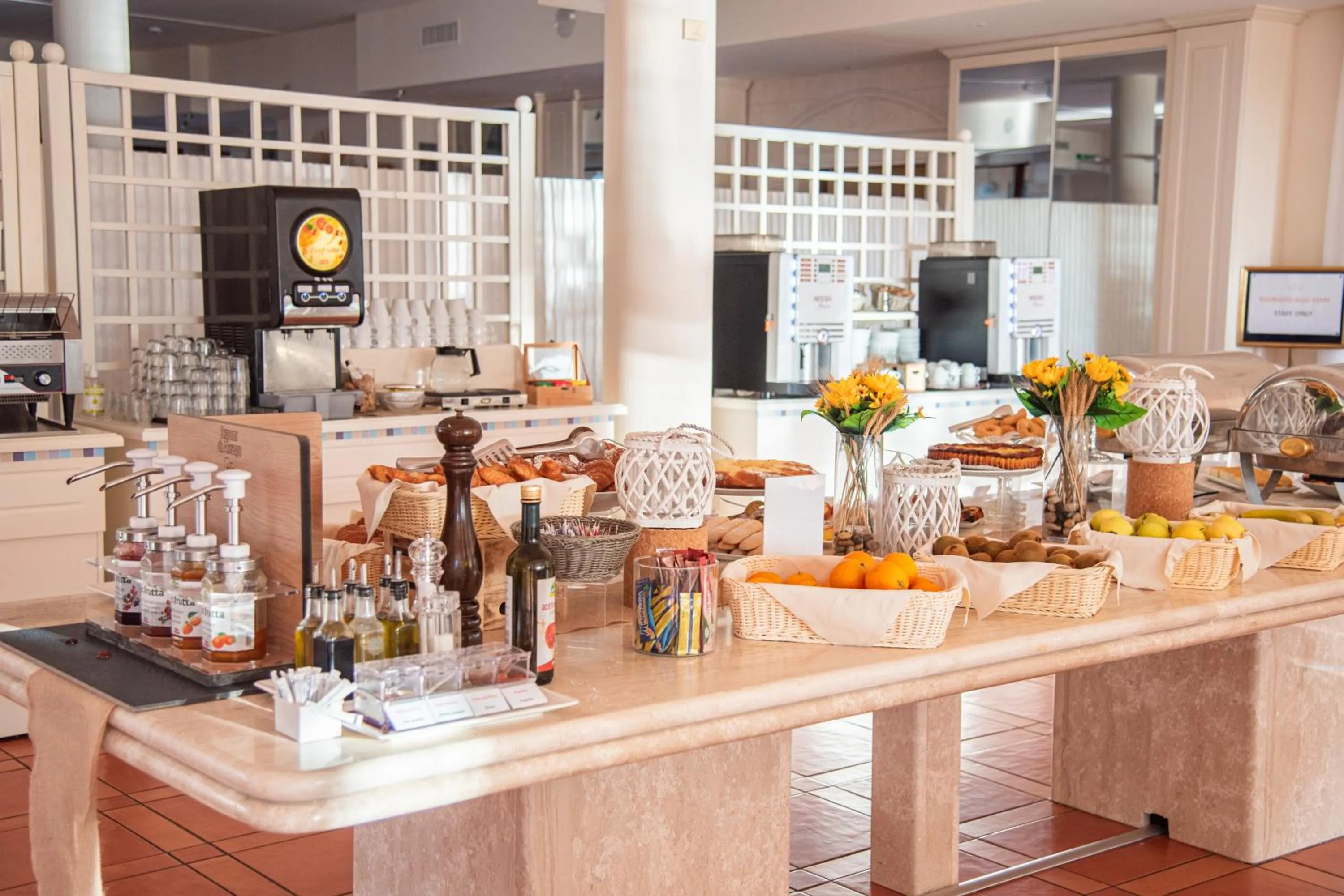 Breakfast in Hotel Santa Gilla