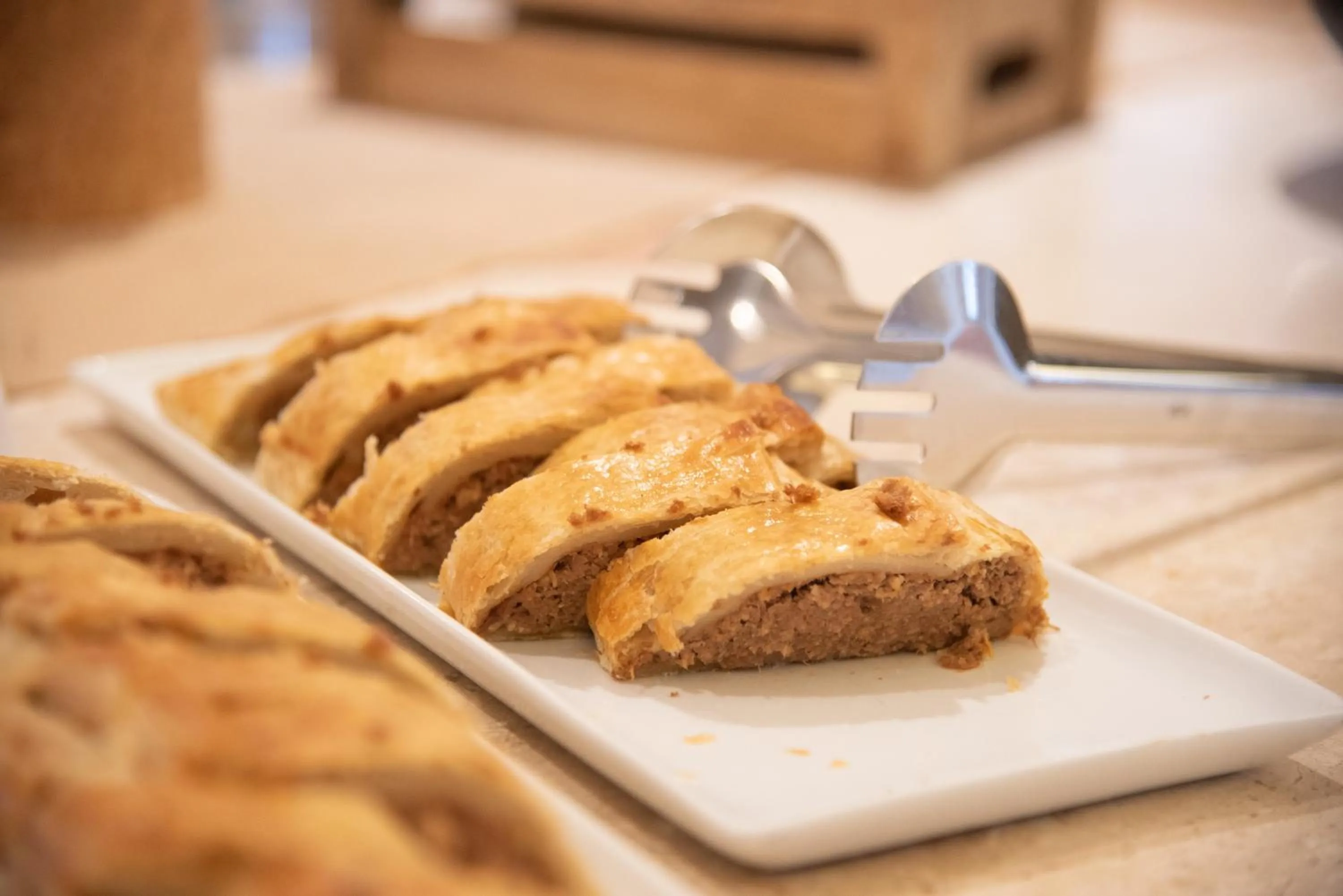 Restaurant/places to eat in Hotel Santa Gilla