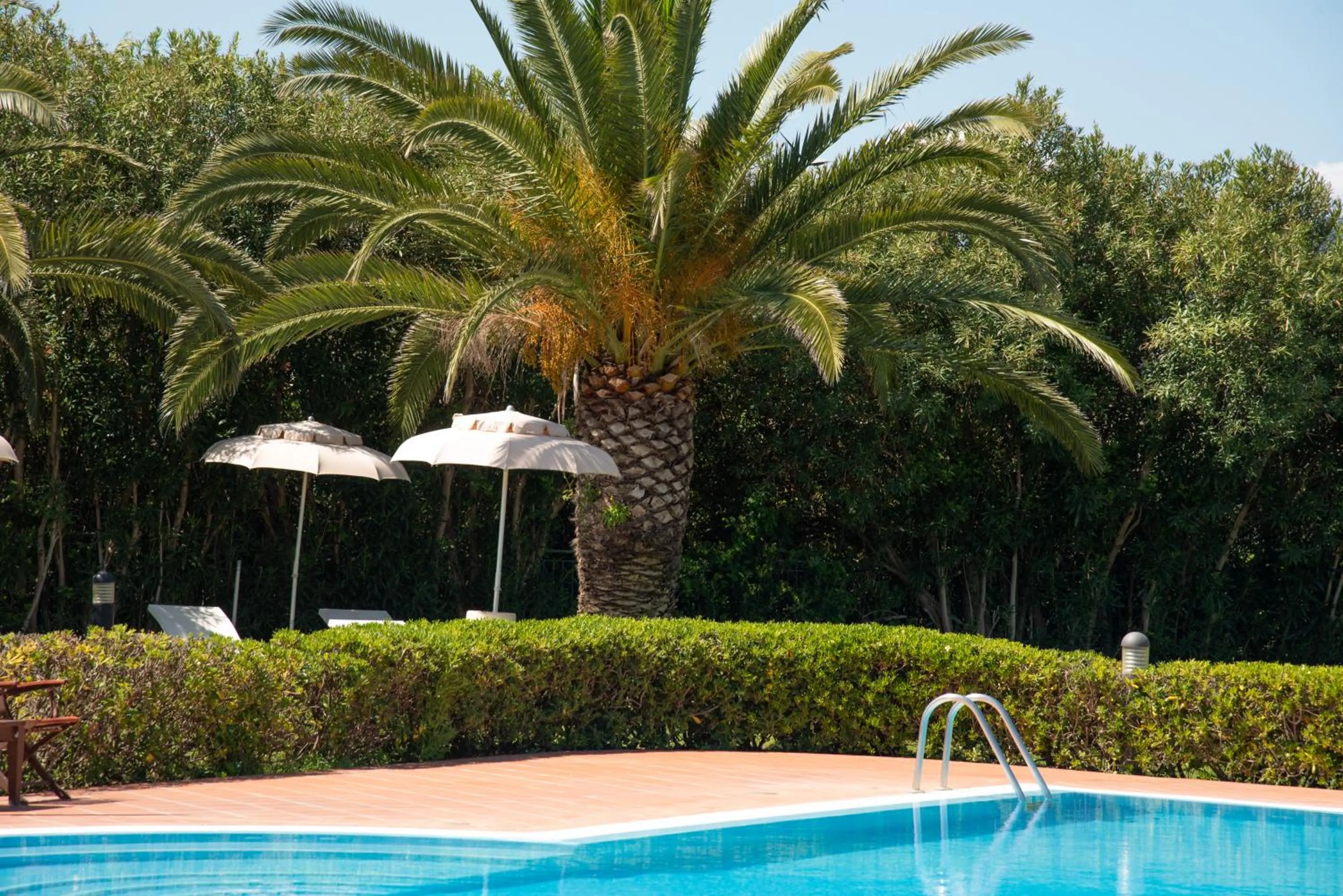 Swimming pool in Hotel Santa Gilla
