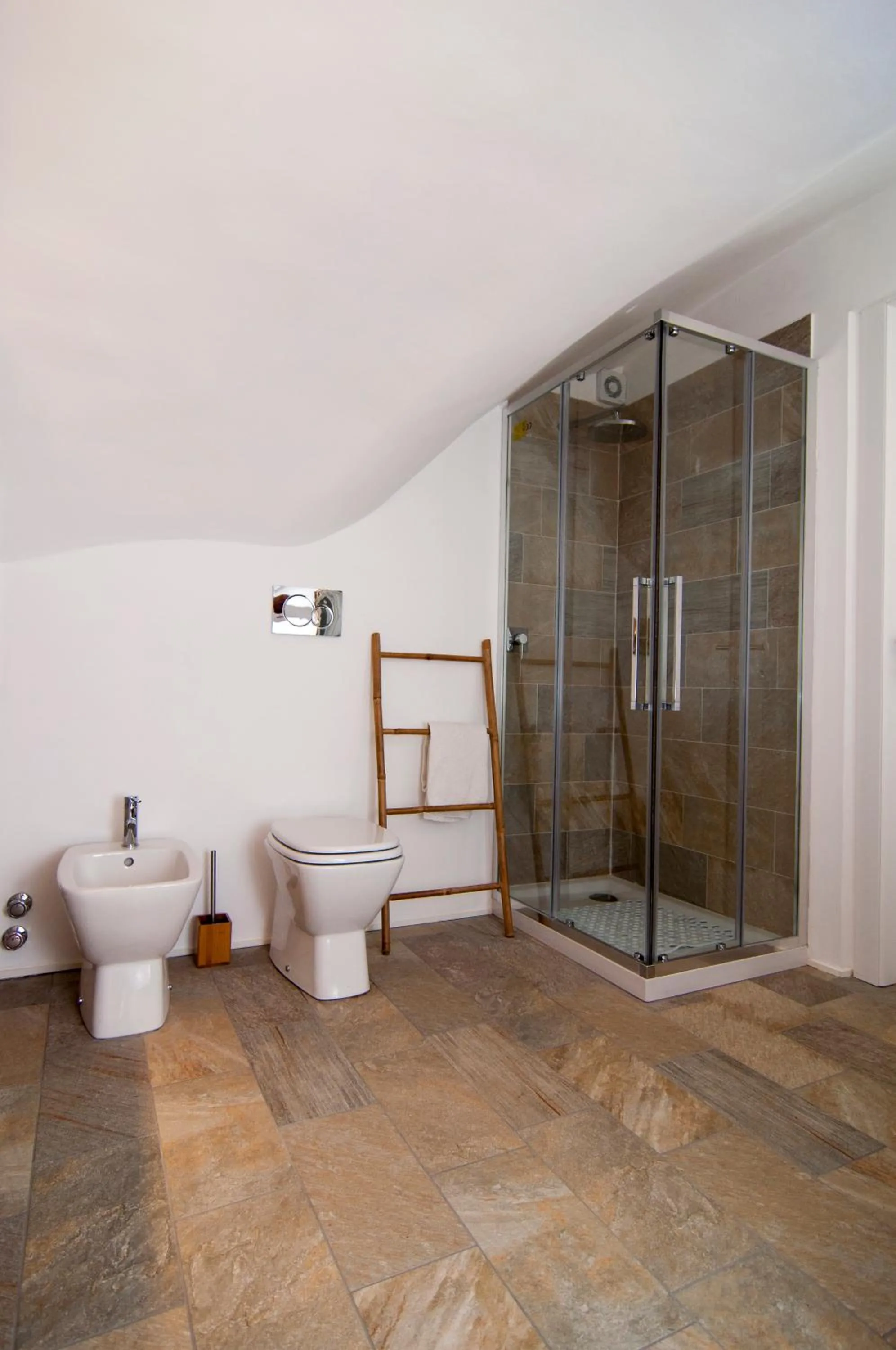 Shower in B&B Torino Très Chic