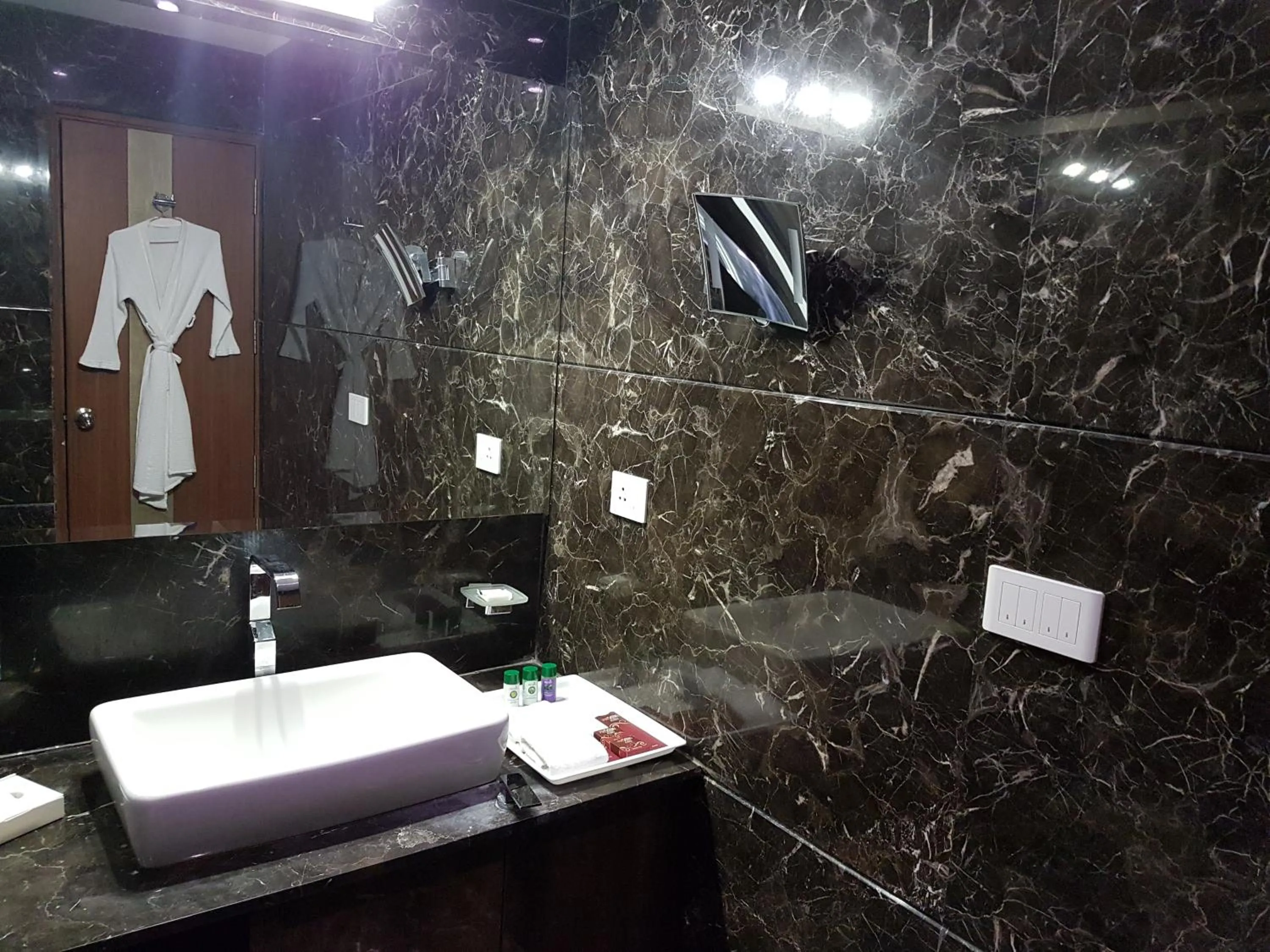 Bathroom in Atrio by Devam