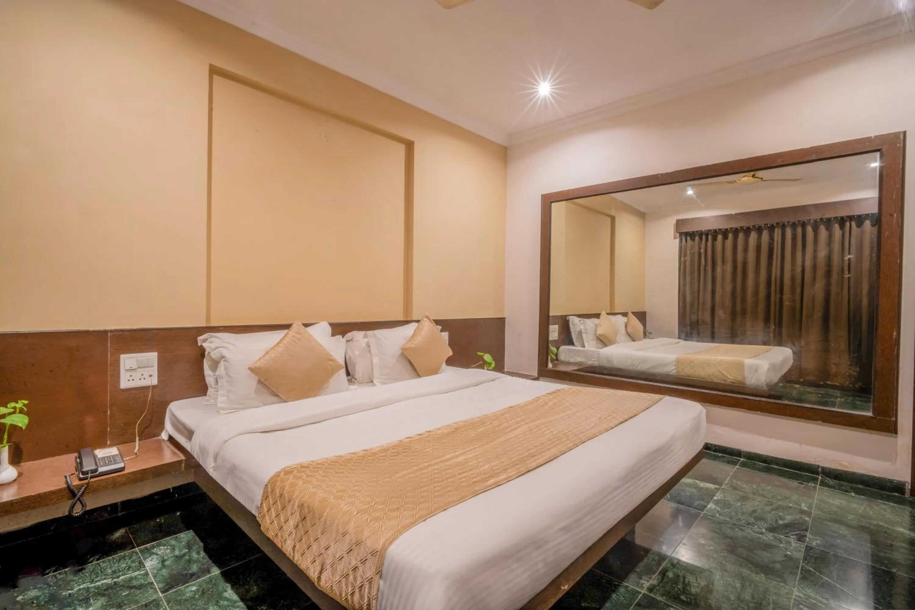 Bed in HOTEL KB's Grand