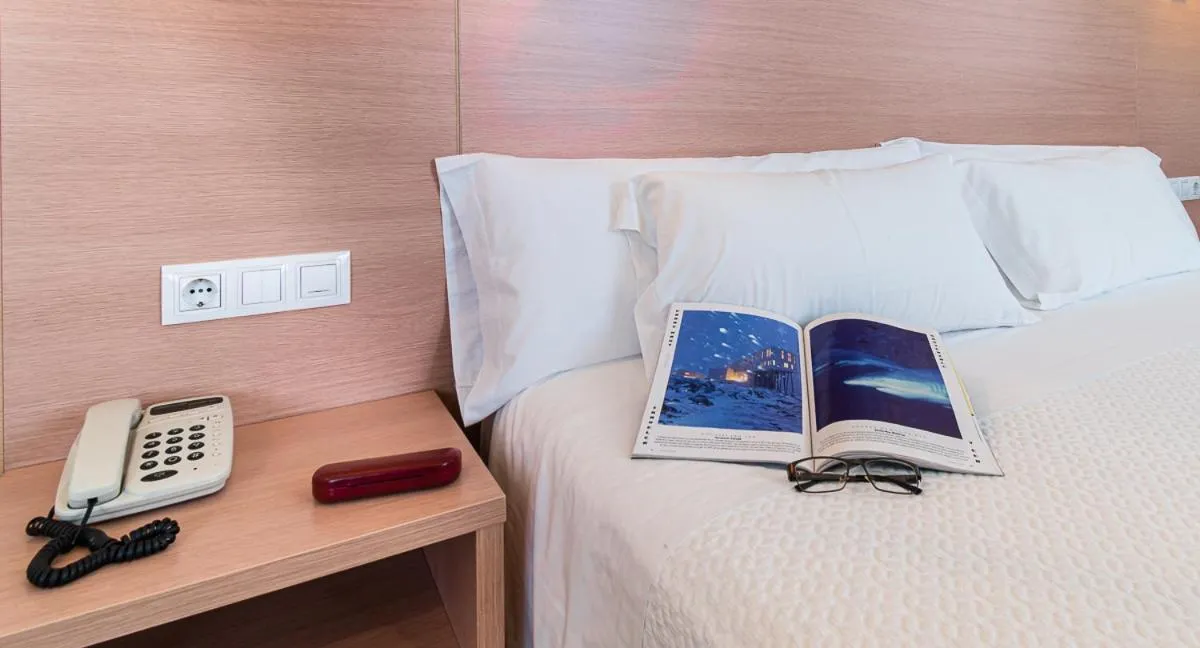 Bedroom, Bed in Hotel Alba