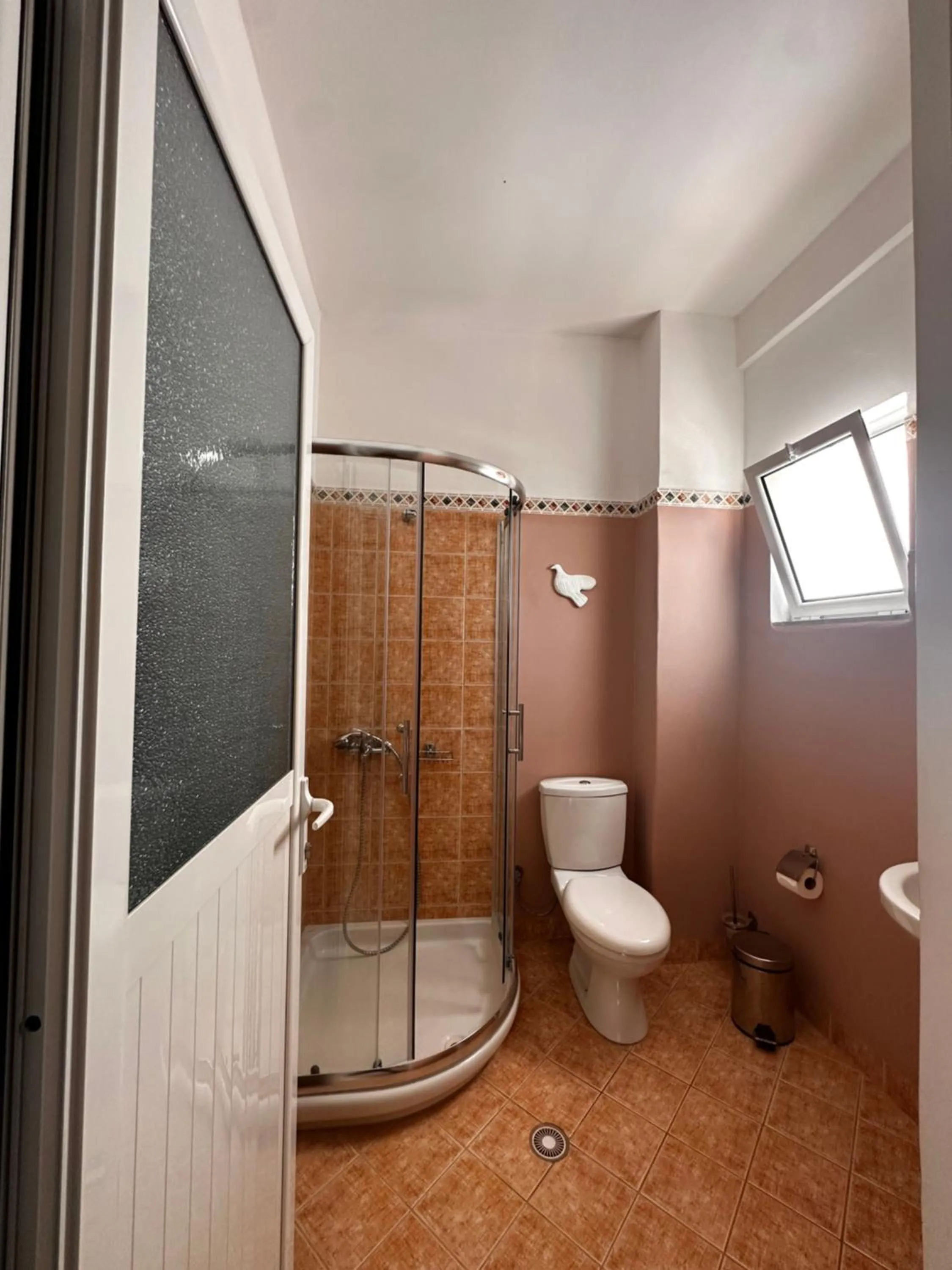 Shower in Hotel Belle Vue