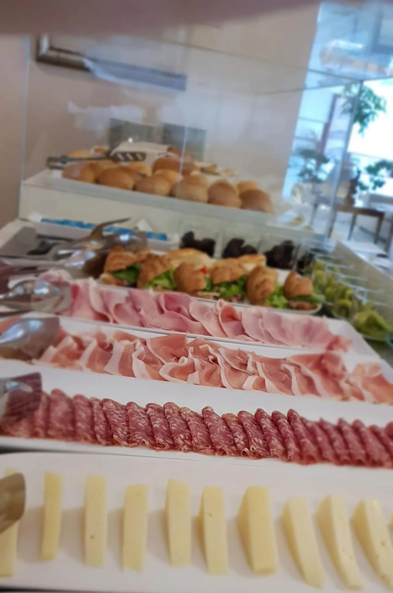 Breakfast in Grand Hotel Moroni