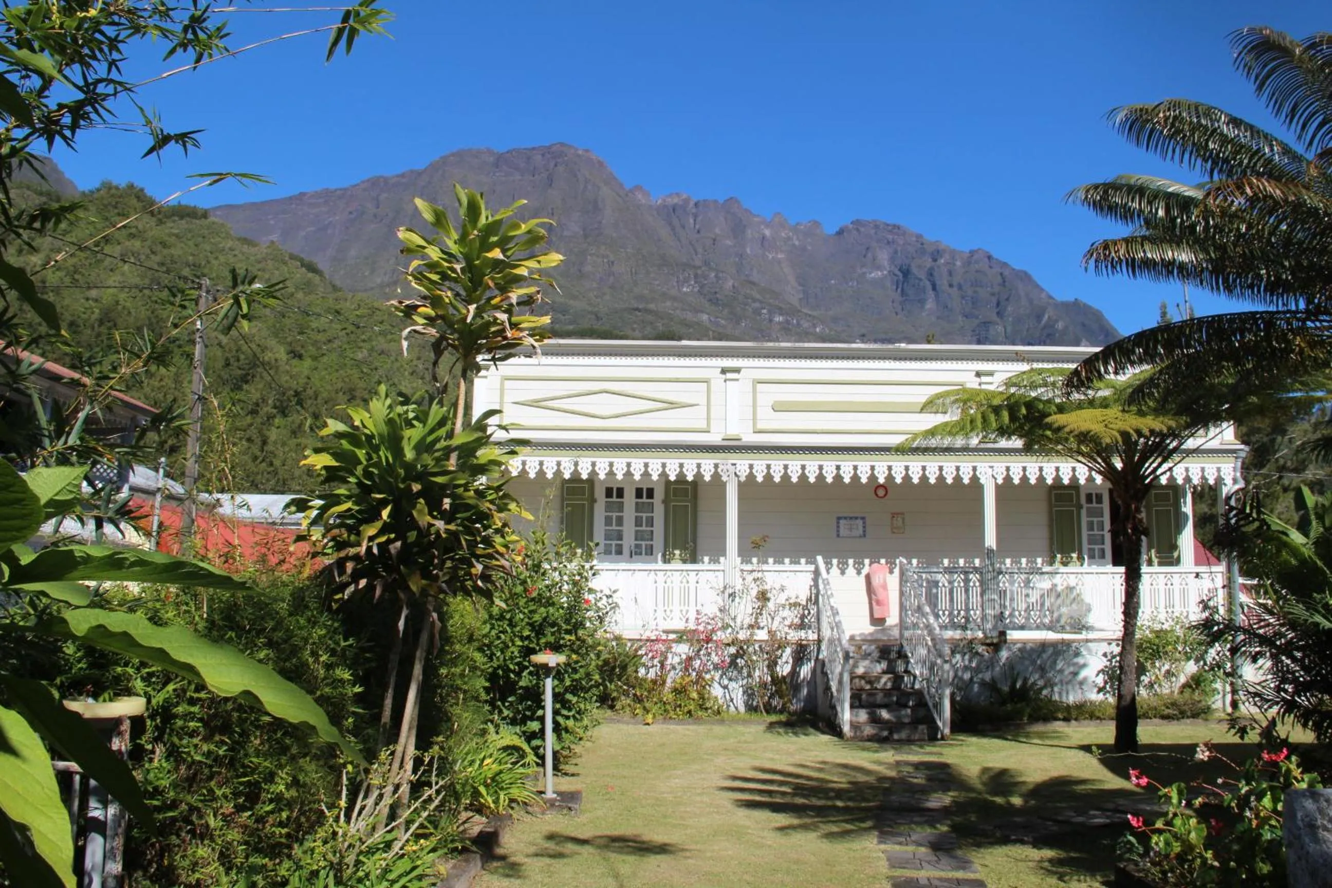 Garden in Le Relais Des Cimes