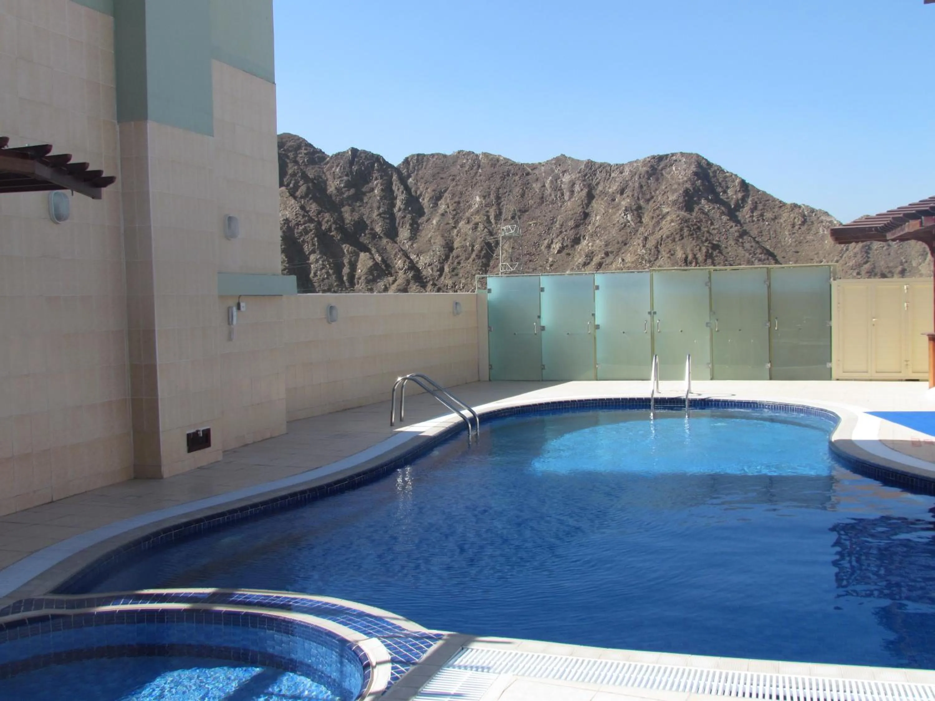 Swimming pool in Mirage Hotel Al Aqah