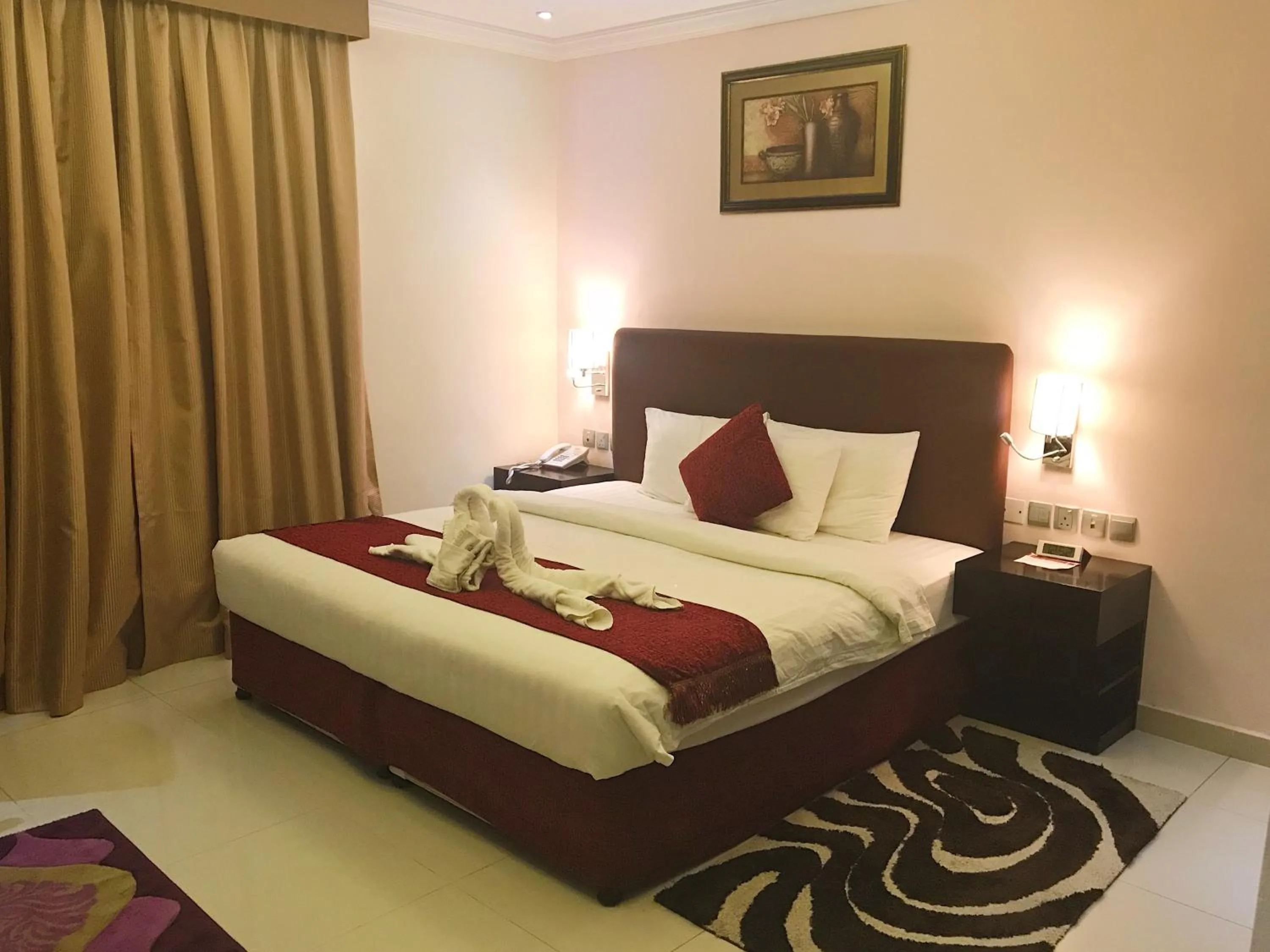 Bedroom, Bed in Mirage Hotel Al Aqah