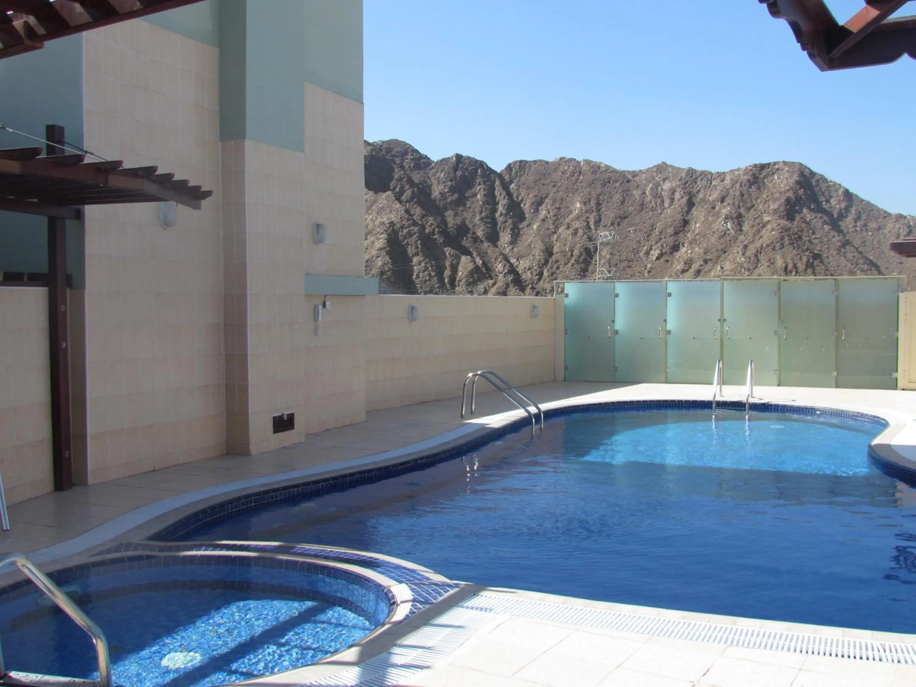 Swimming pool in Mirage Hotel Al Aqah