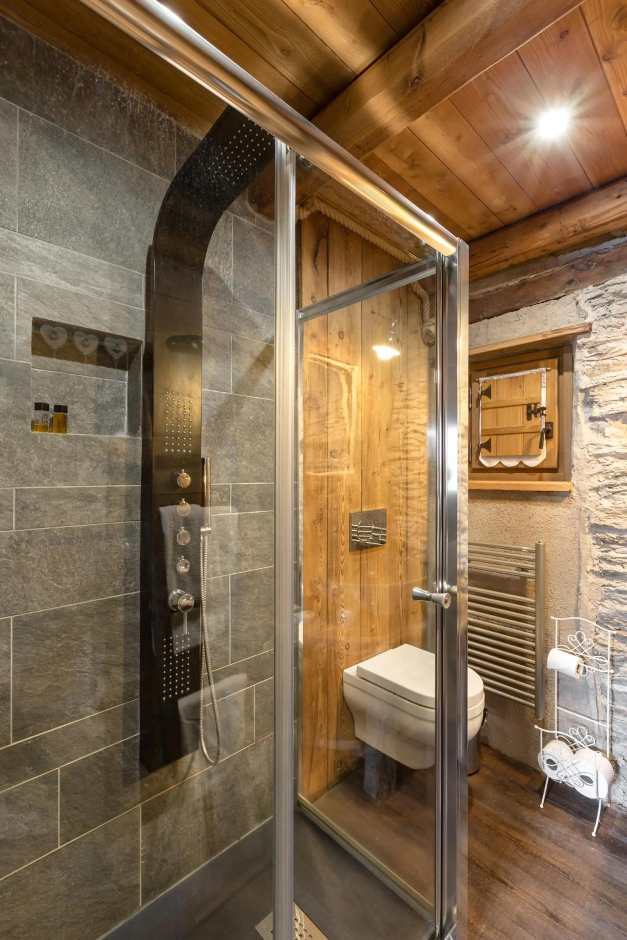 Shower in Brieis Relais Alpino