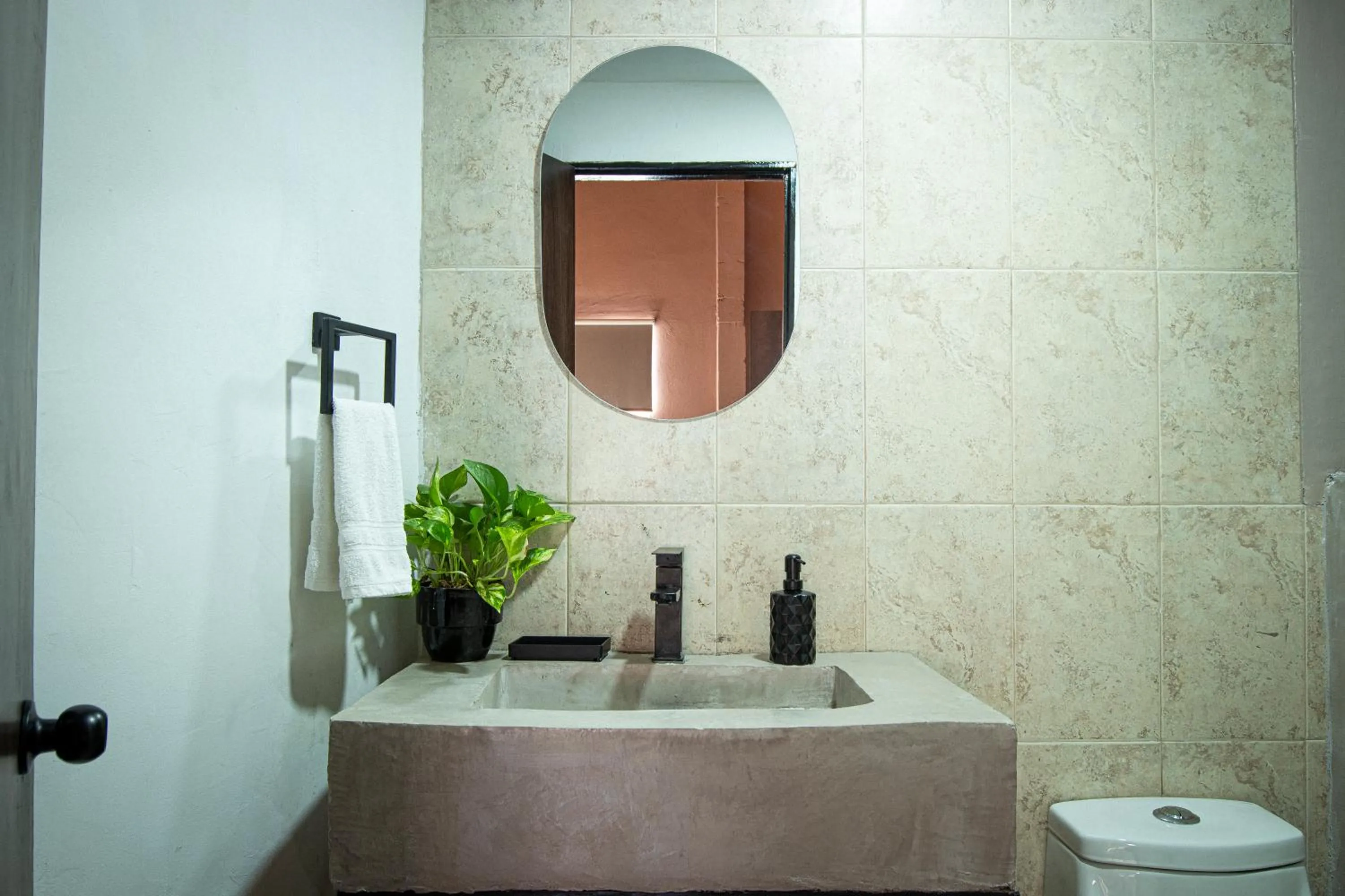 Bathroom in Adhoc Barrio Antiguo