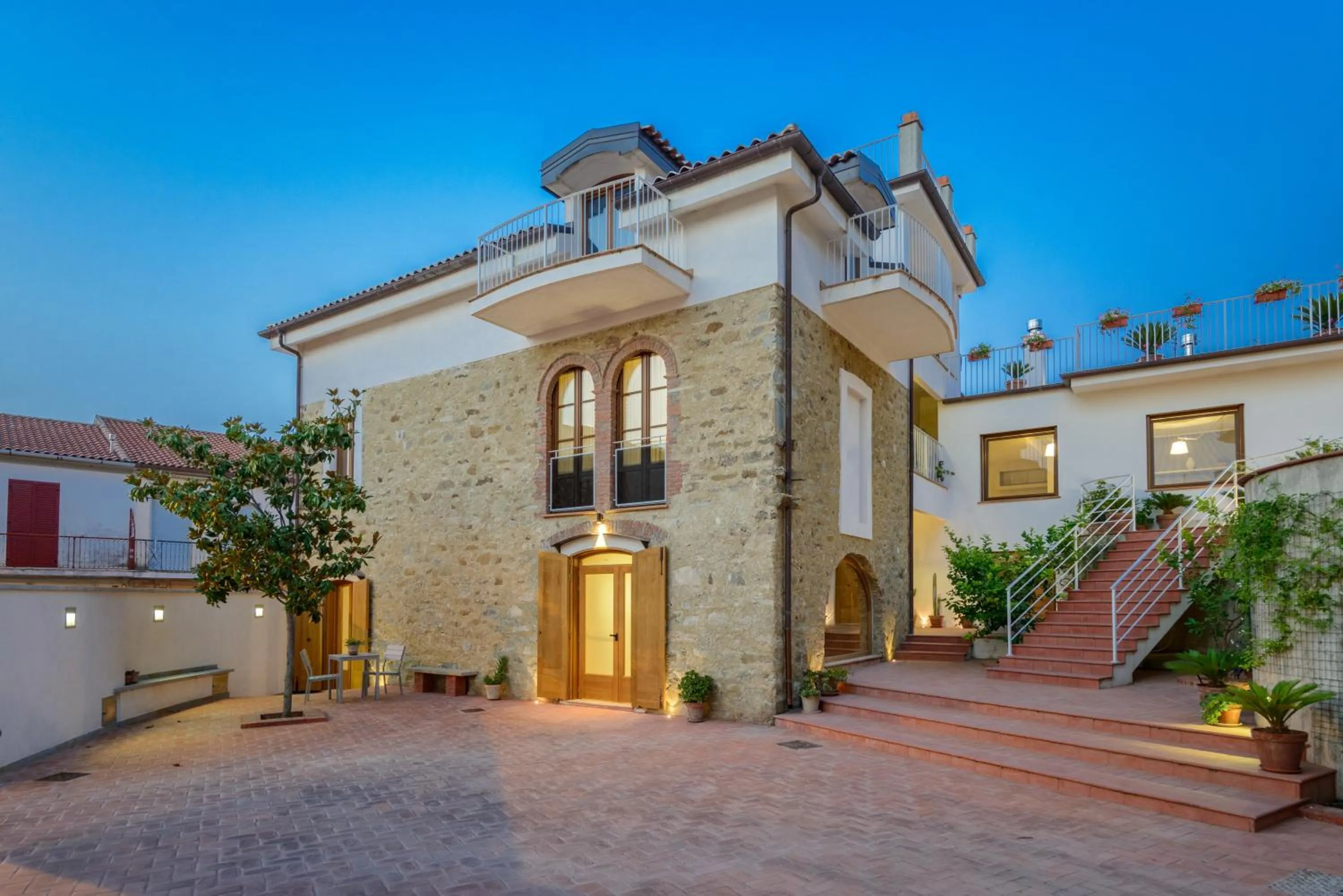 Property building in La Bifora b&b