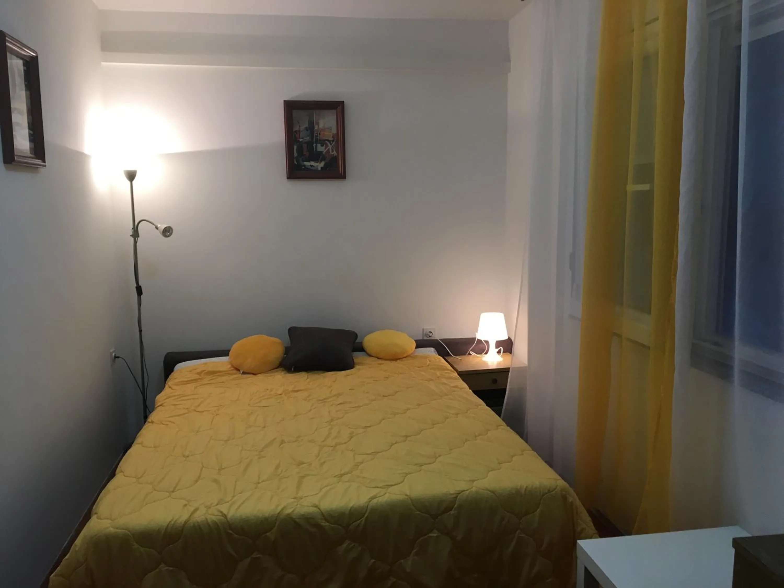 Bed in Apartments Paco & Bony