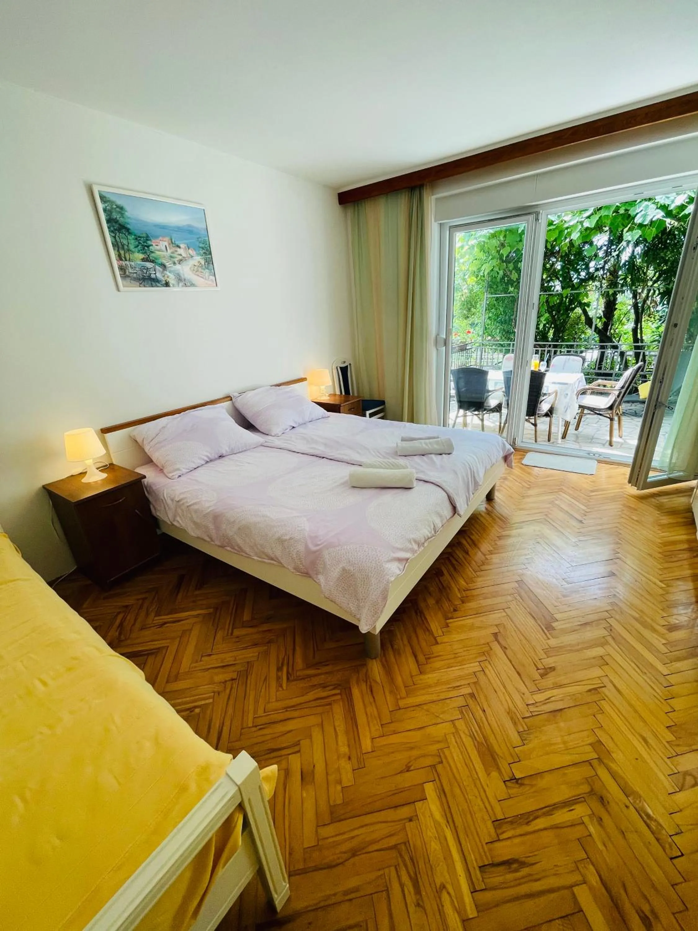 Bed in Apartments Paco & Bony