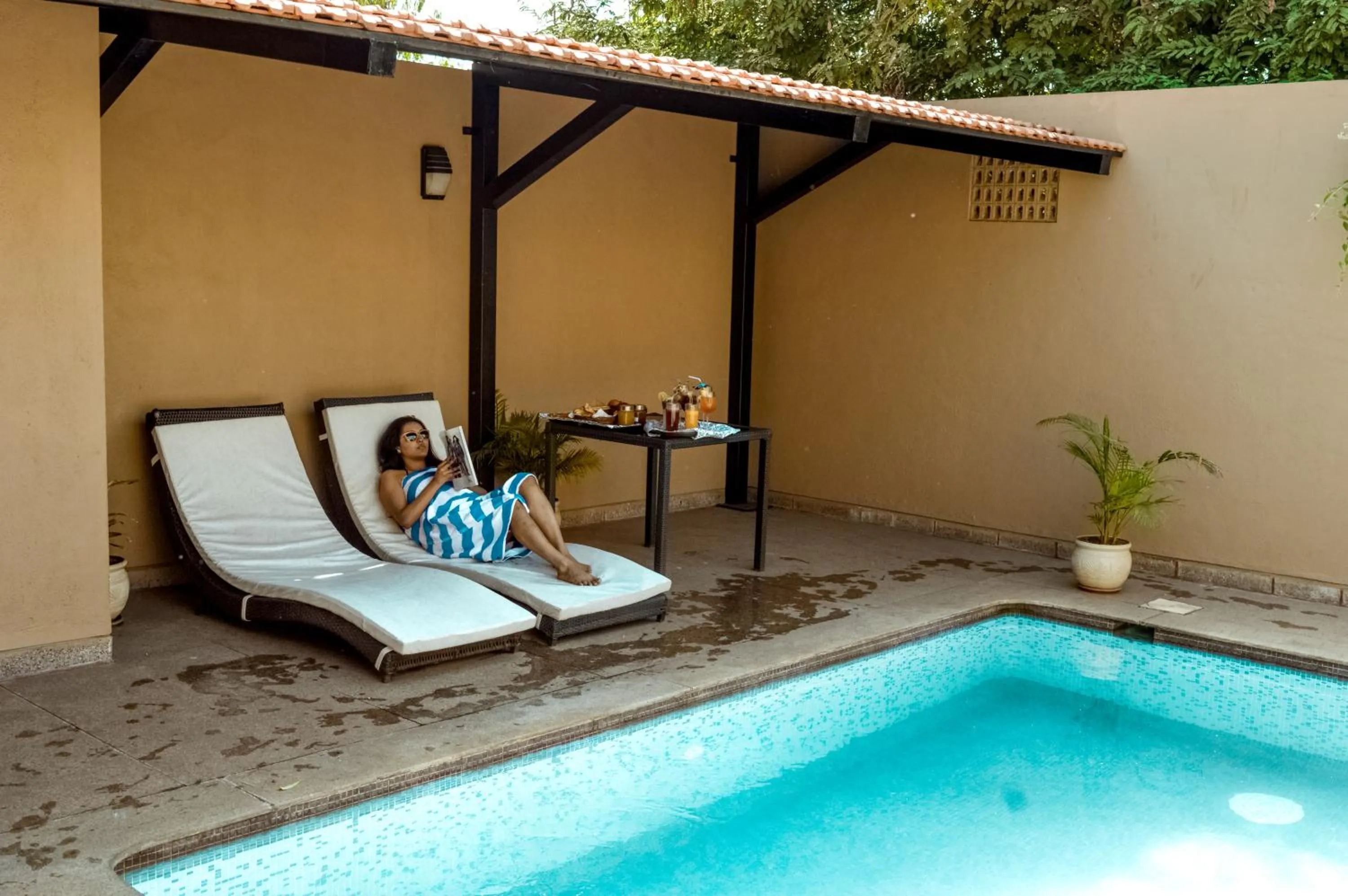 Swimming pool in Heritage Resort Hampi