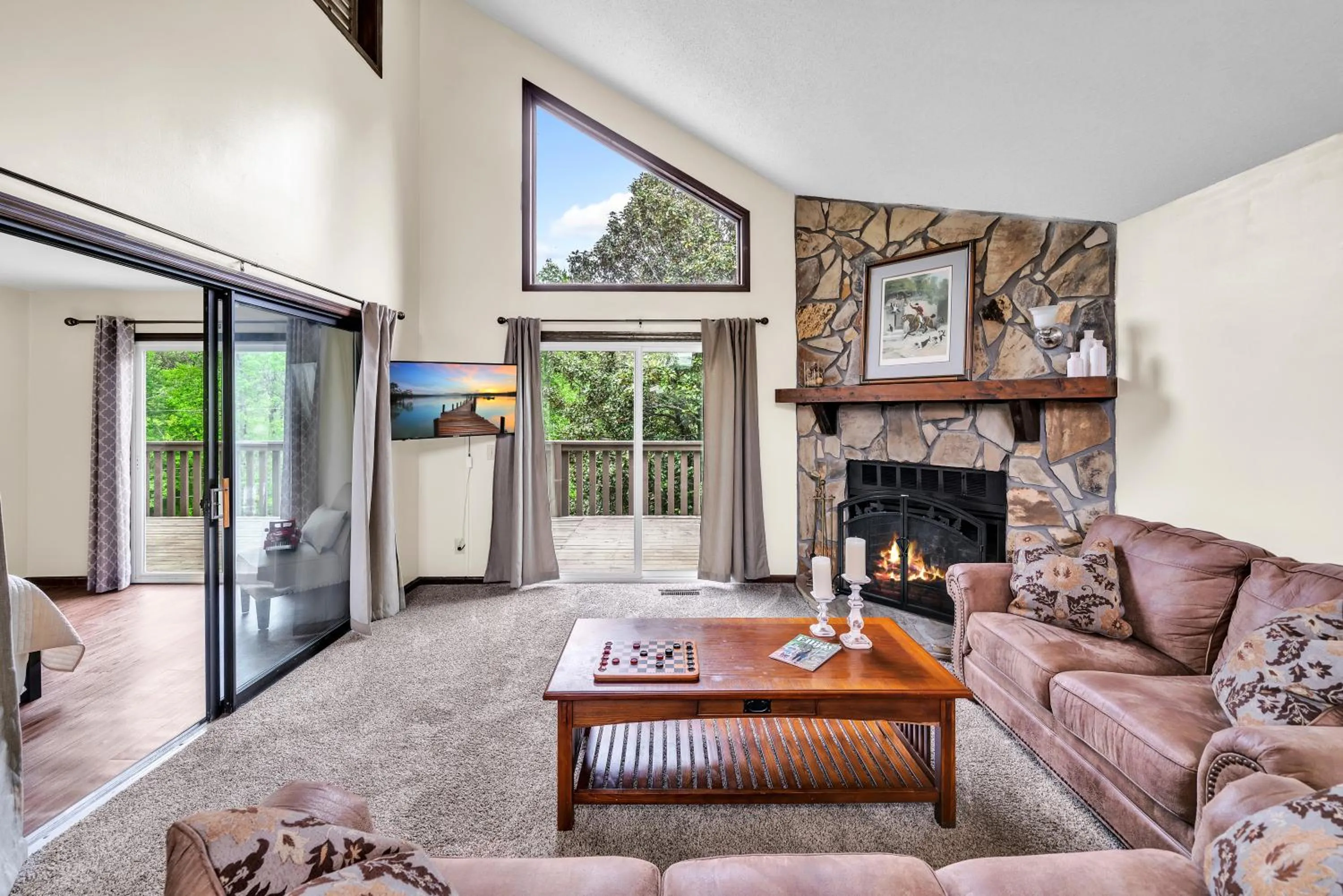 TV and multimedia in Coosawattee River Resort