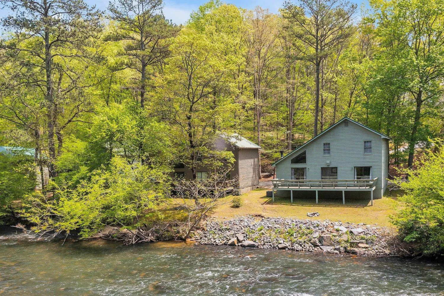 Property building in Coosawattee River Resort