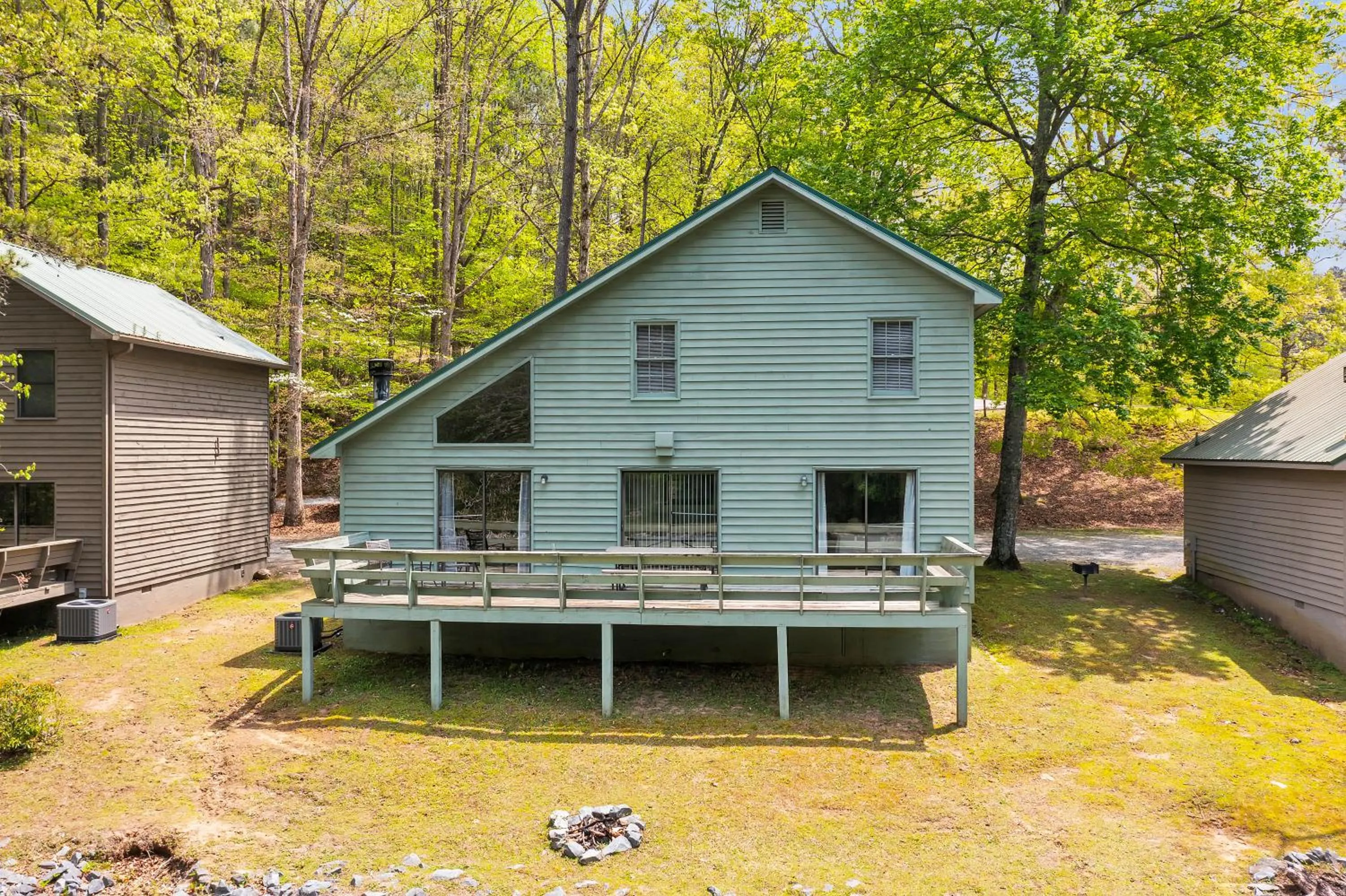 Property building in Coosawattee River Resort
