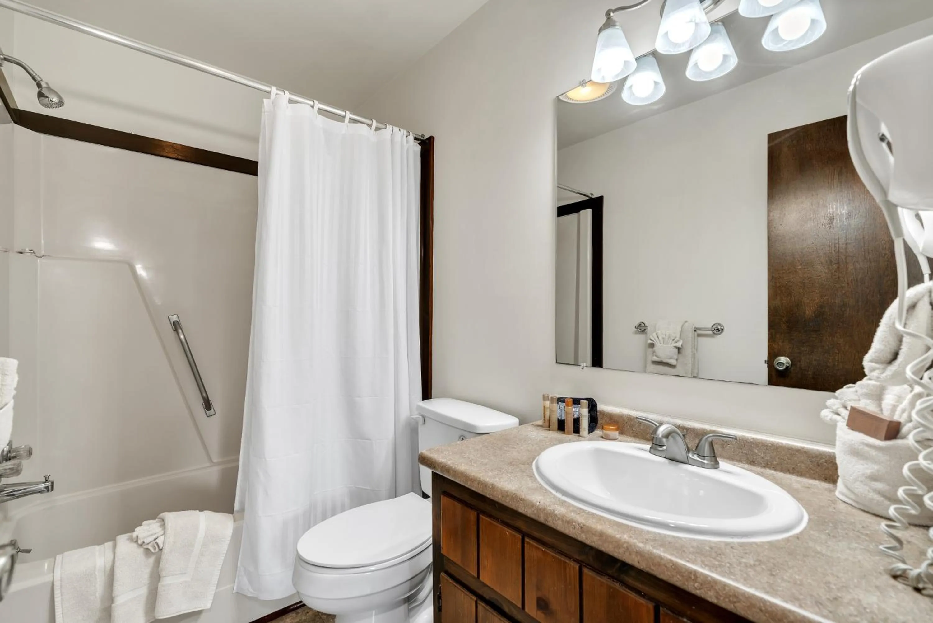 Shower in Coosawattee River Resort