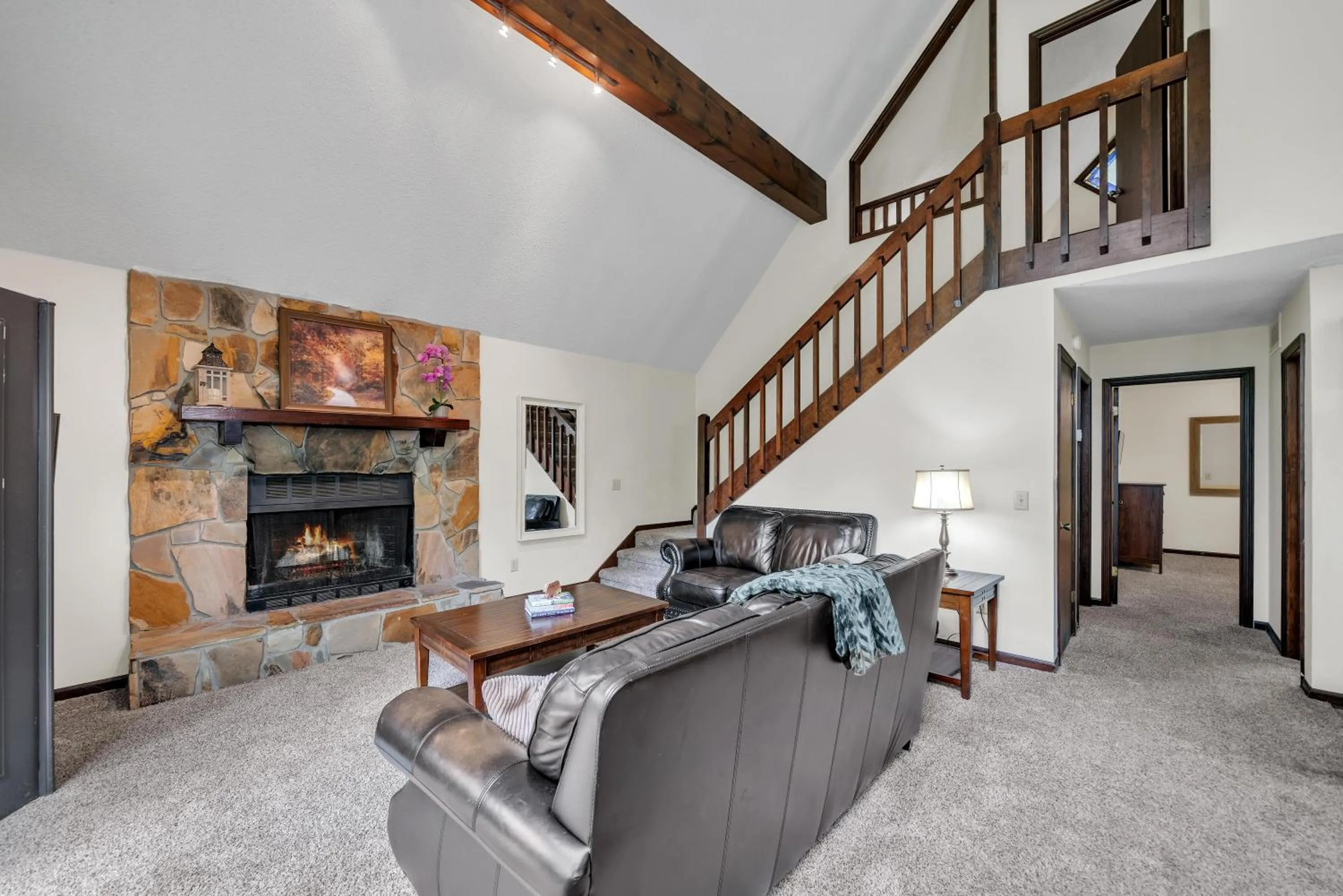 Living room in Coosawattee River Resort