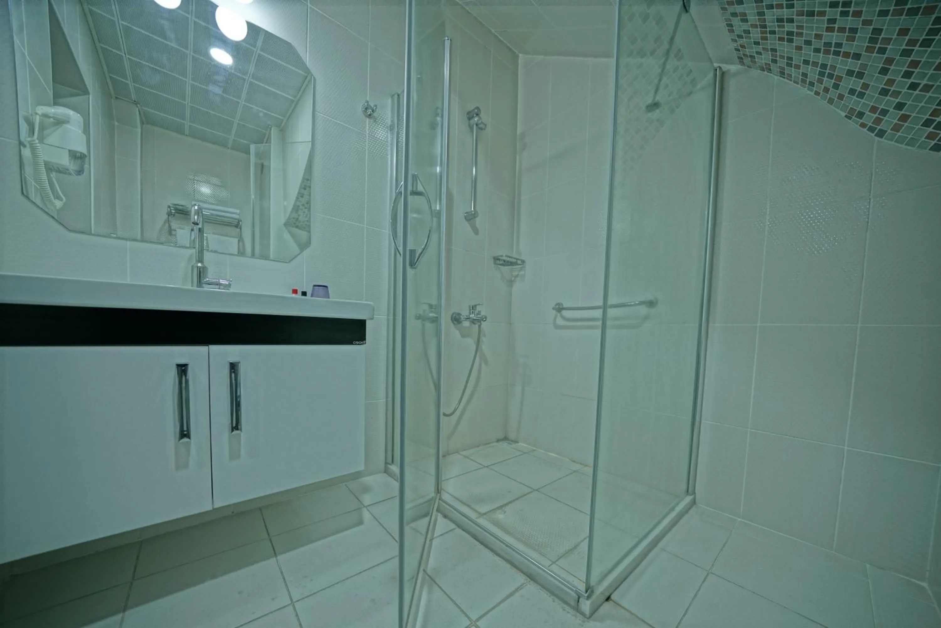 Shower in Cappadocia Symbol Hotel