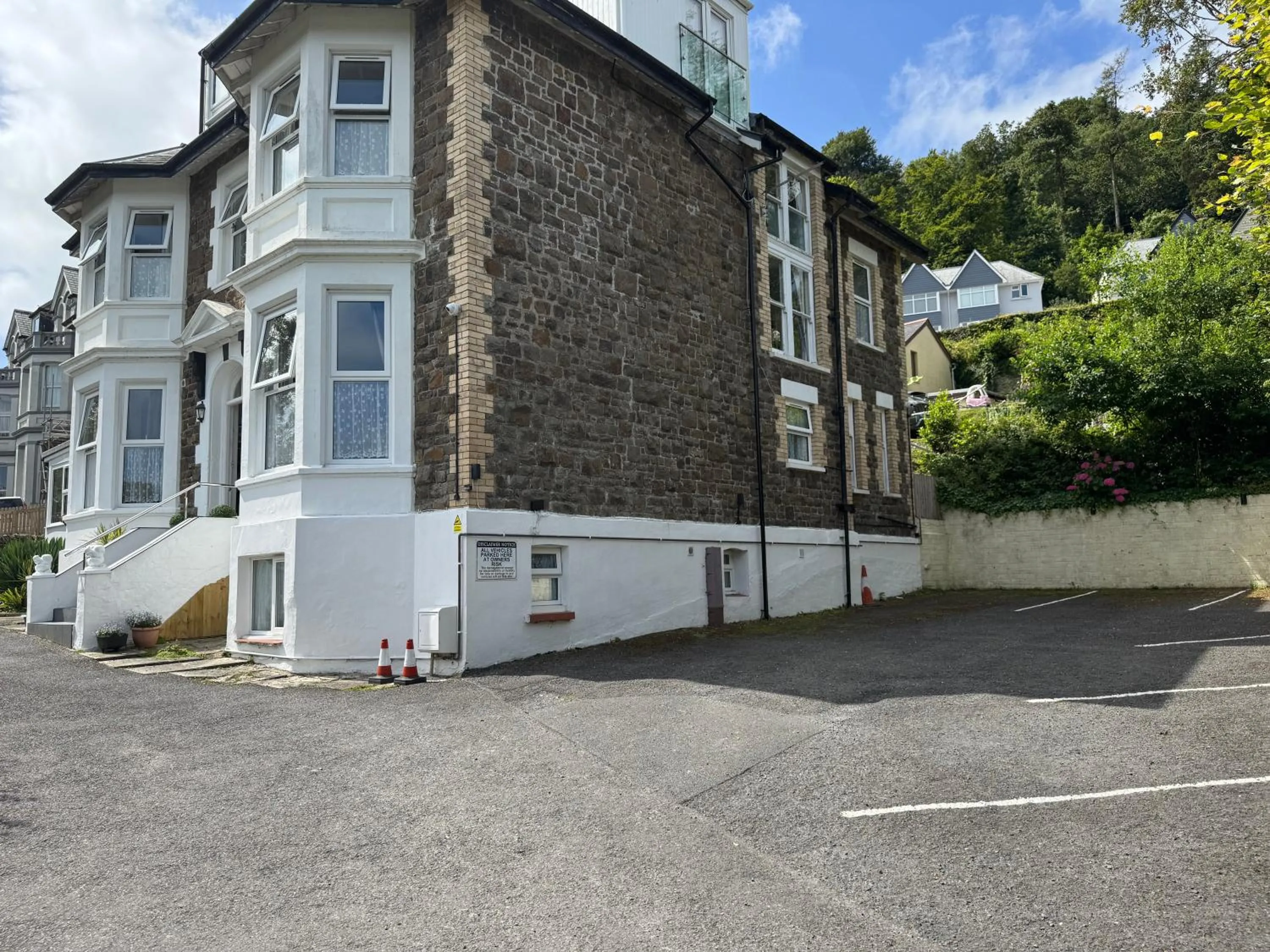 Property building in Cairn House