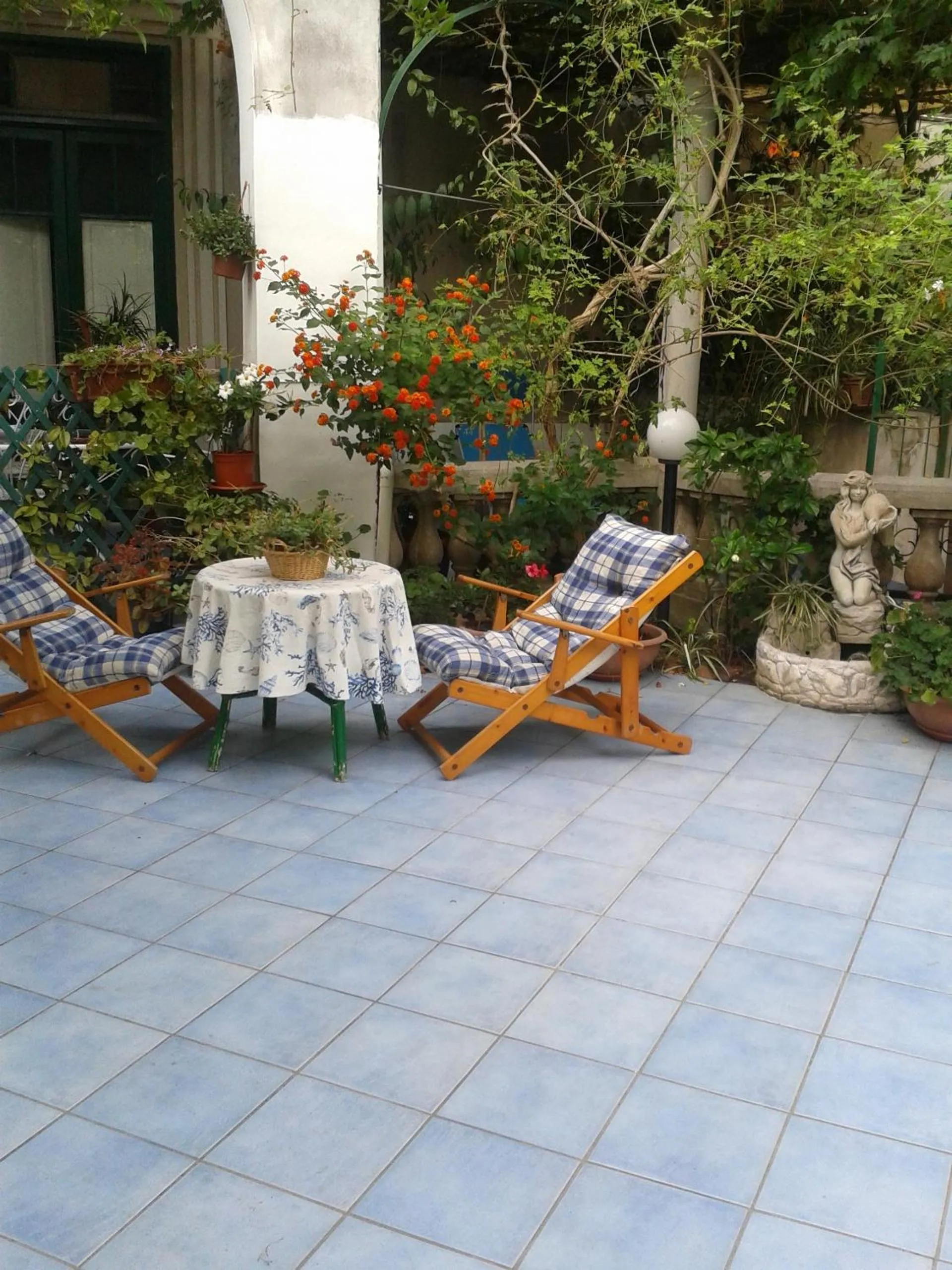 Garden in B&B Albatros