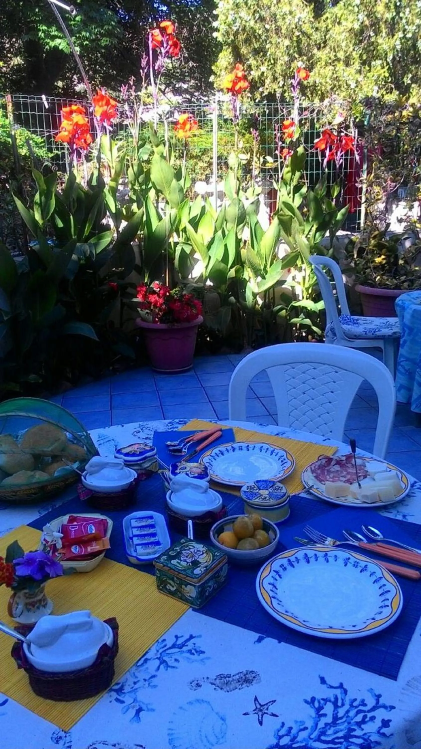 Italian breakfast in B&B Albatros