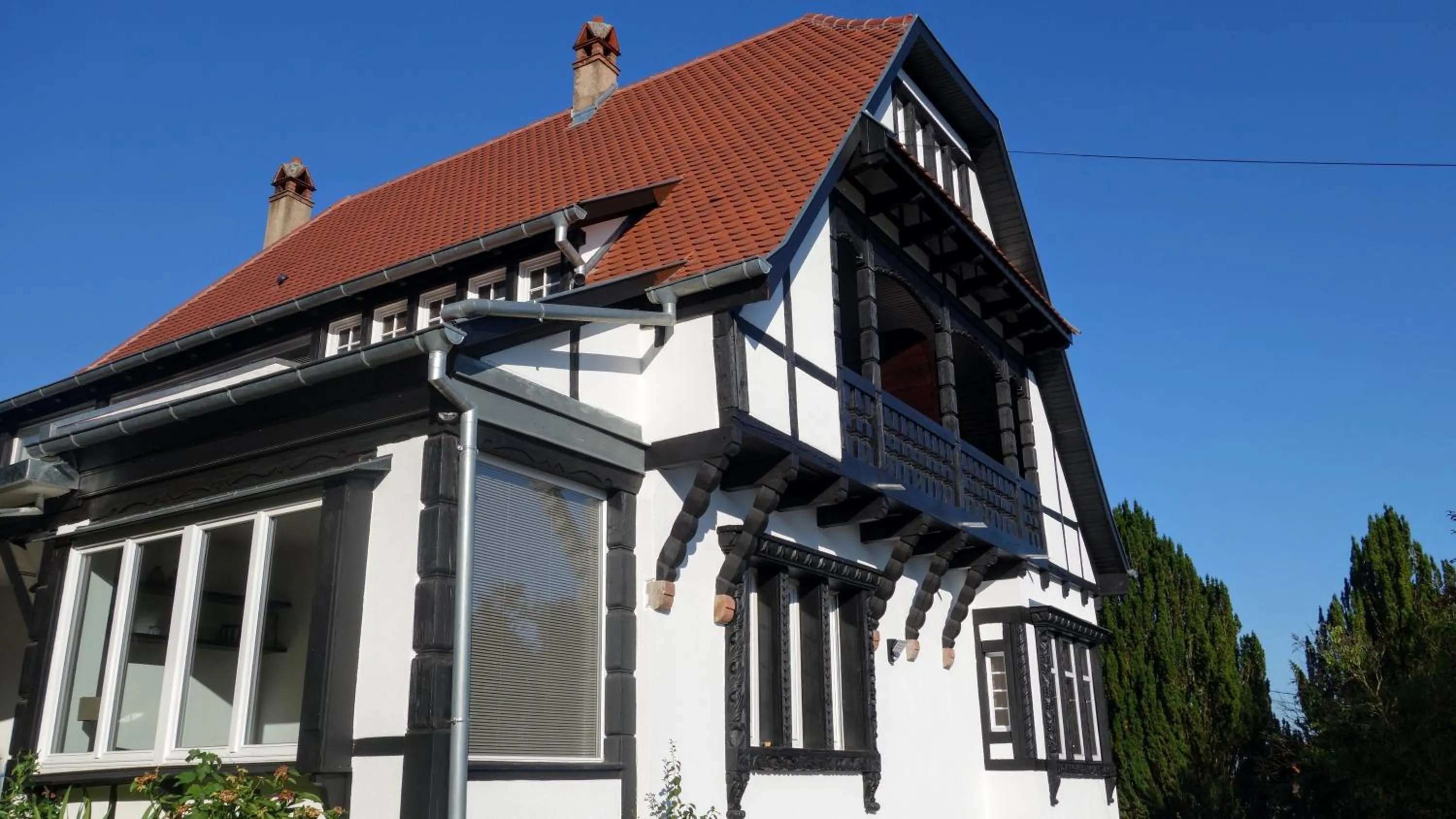 Property building in La Villa Du Coteau