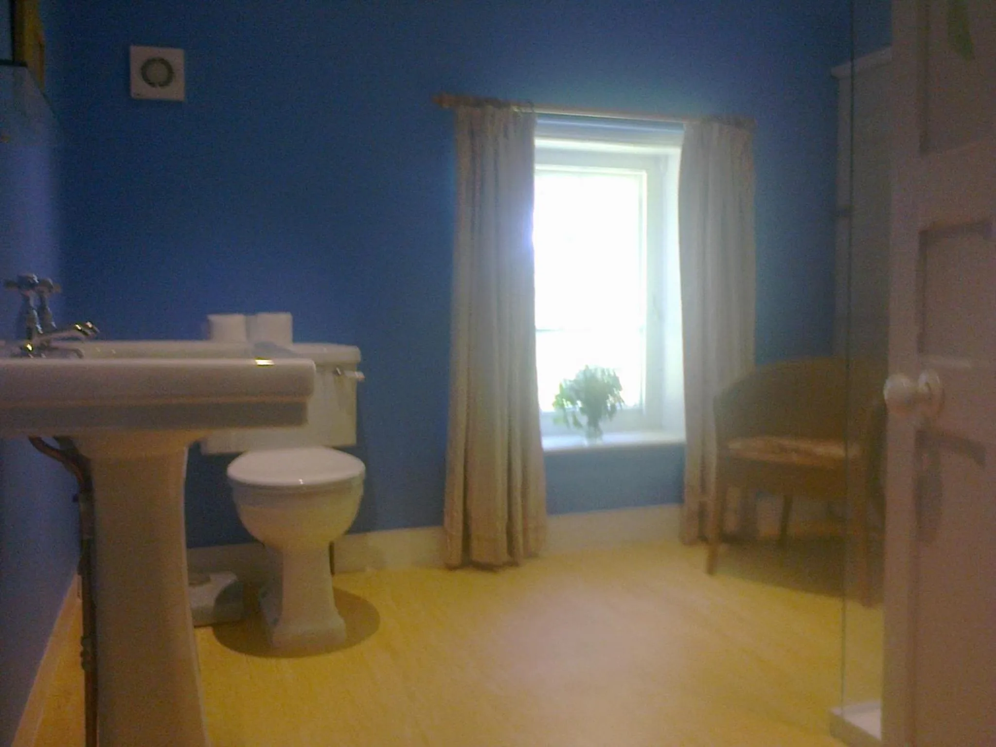 Bathroom in Barmoors