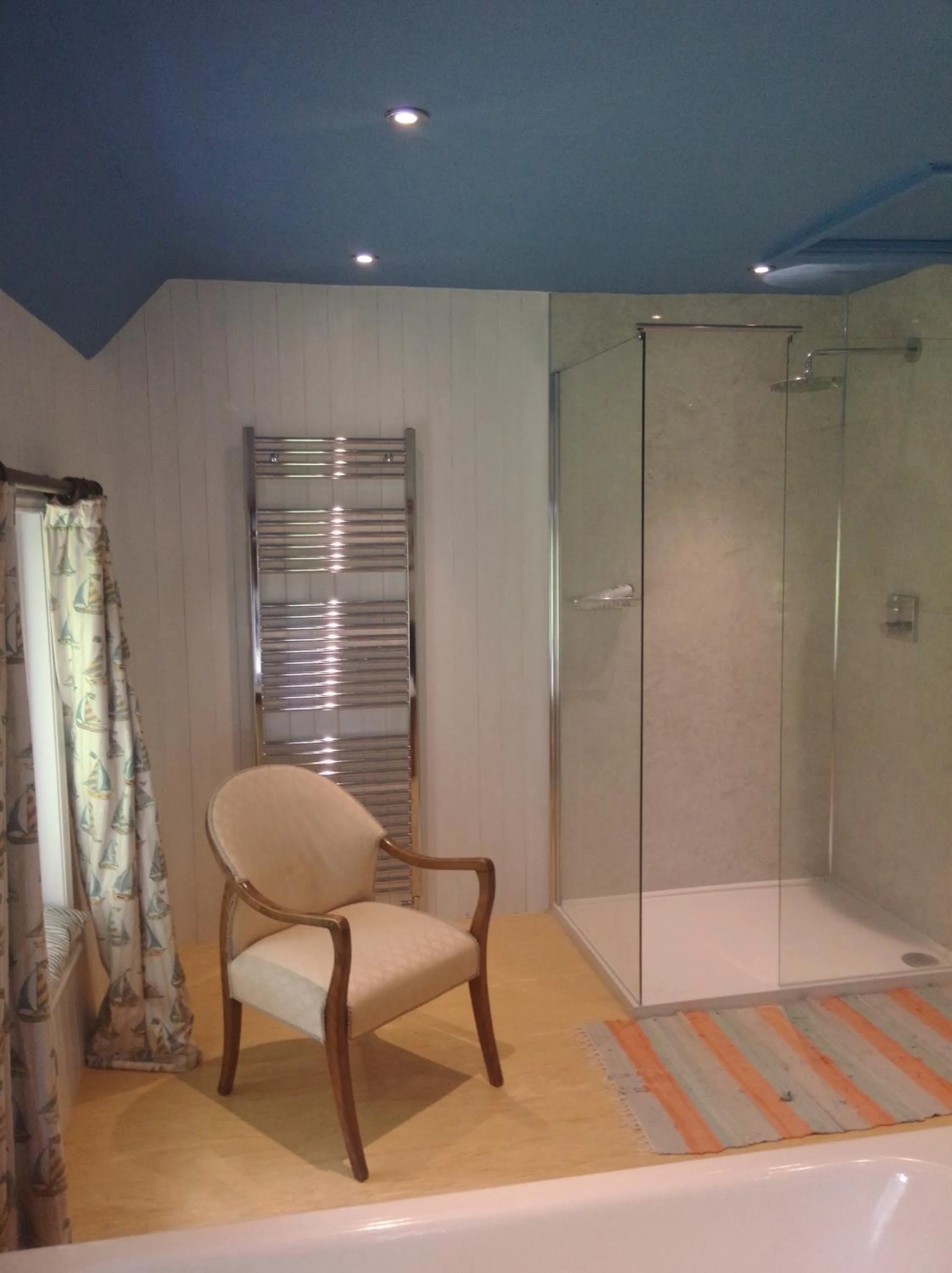 Bathroom in Barmoors