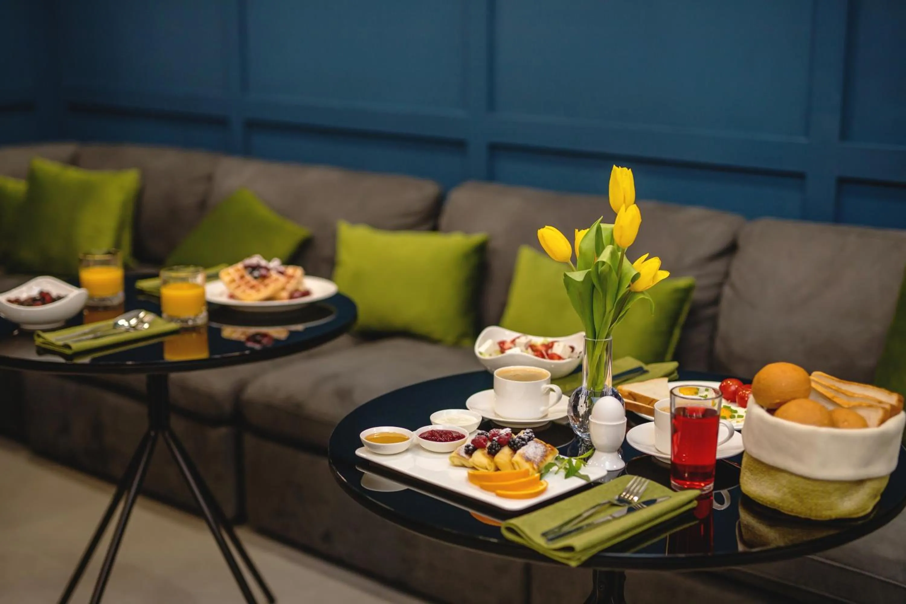 Food and drinks in Benefice Hotel Yerevan-通緝