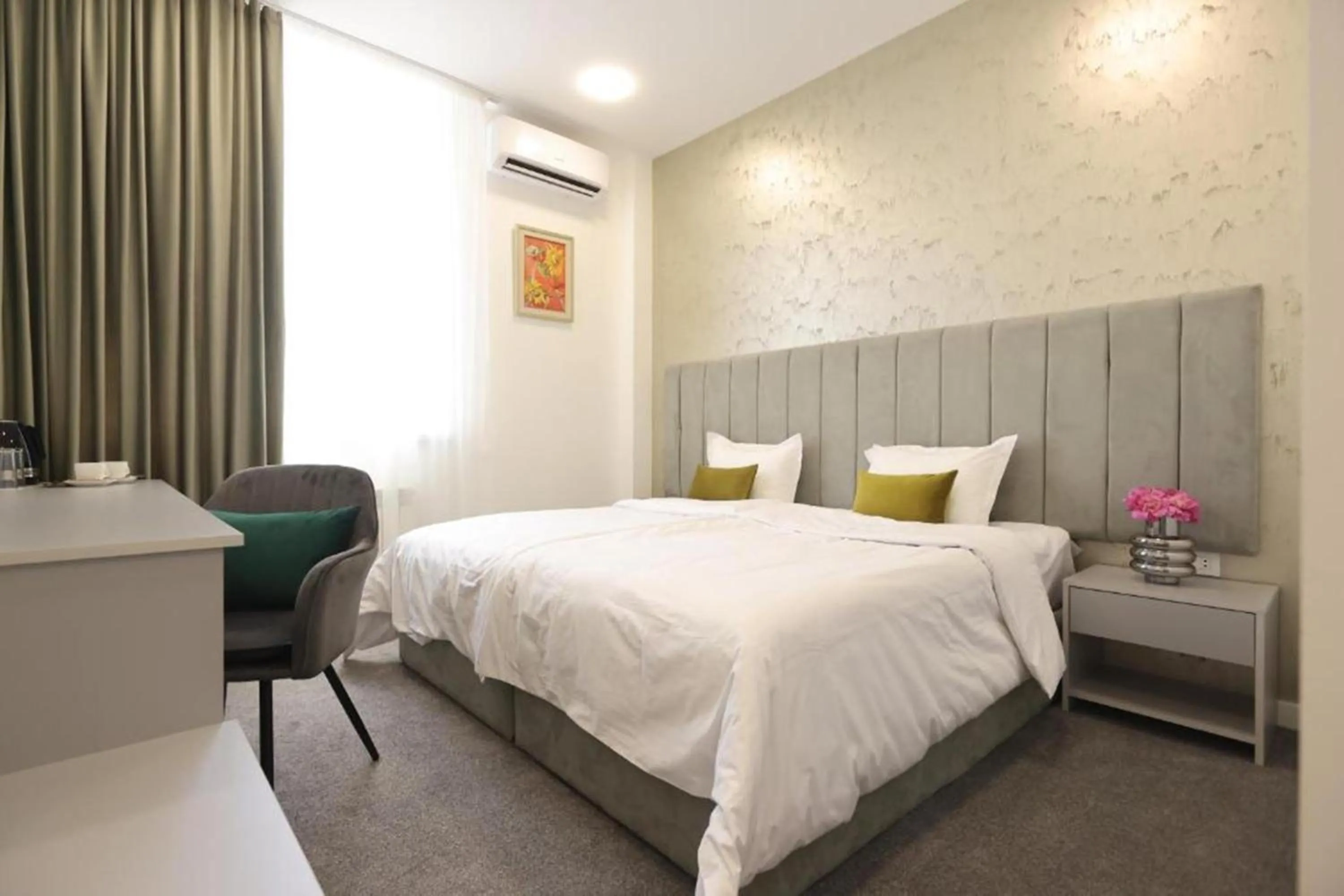 Bed in Benefice Hotel Yerevan-通緝
