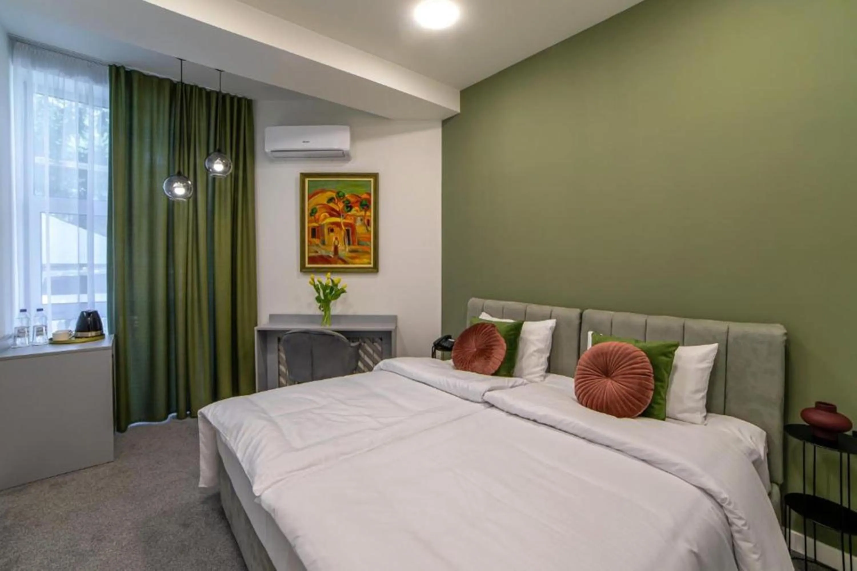 Bed in Benefice Hotel Yerevan-通緝