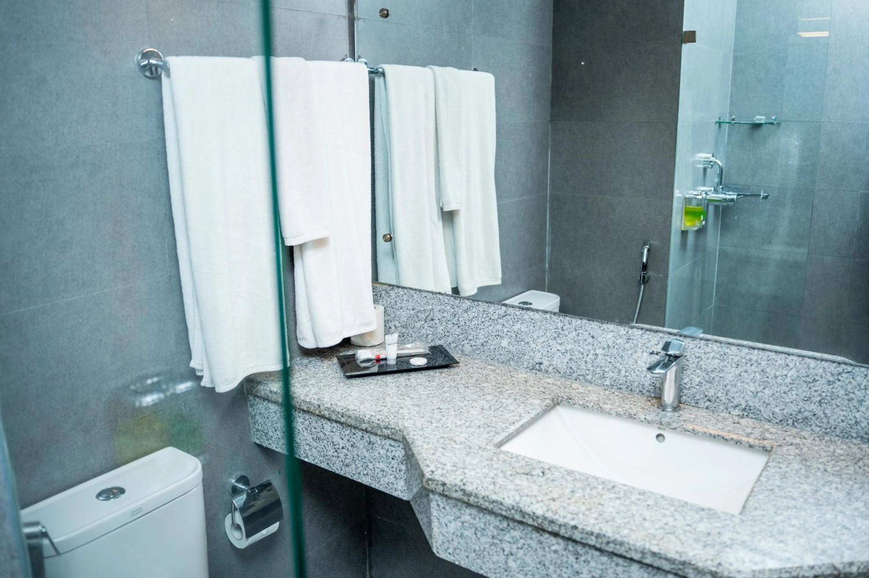 Bathroom in Hotel Marcopolo
