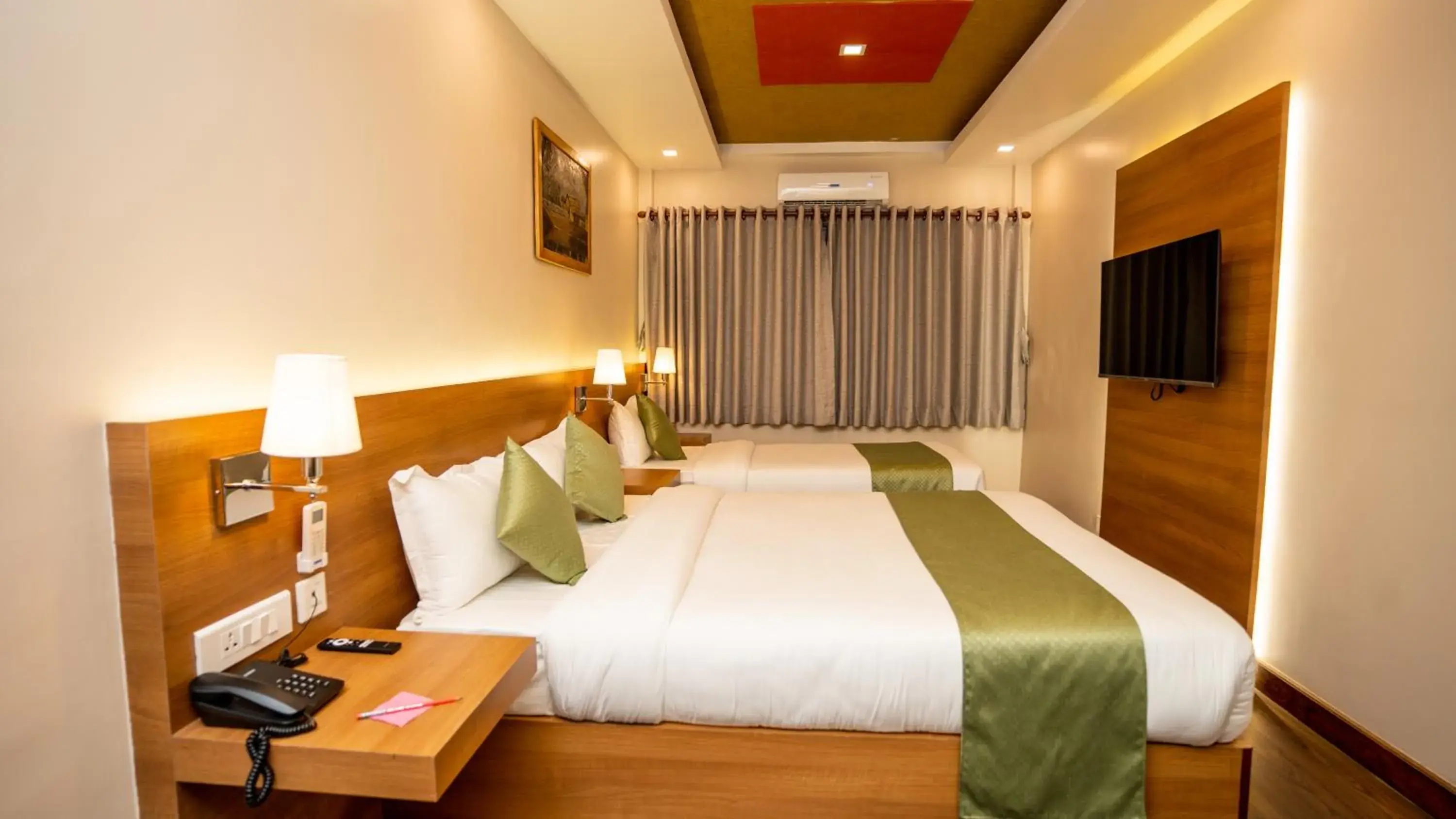 Deluxe Family Room - single occupancy in Hotel Marcopolo Deluxe Family Room - single occupancy in Hotel Marcopolo